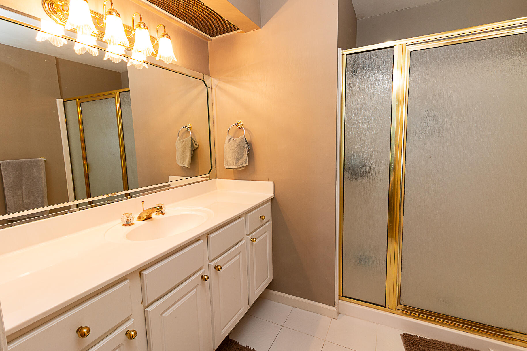 GARNIERS CAY PH 2 - Residential Lease