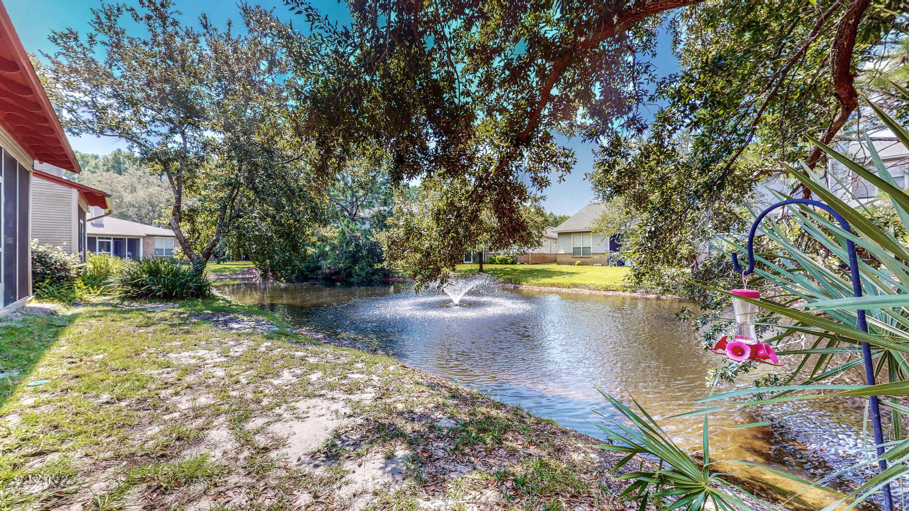 ESCADA - Residential Lease