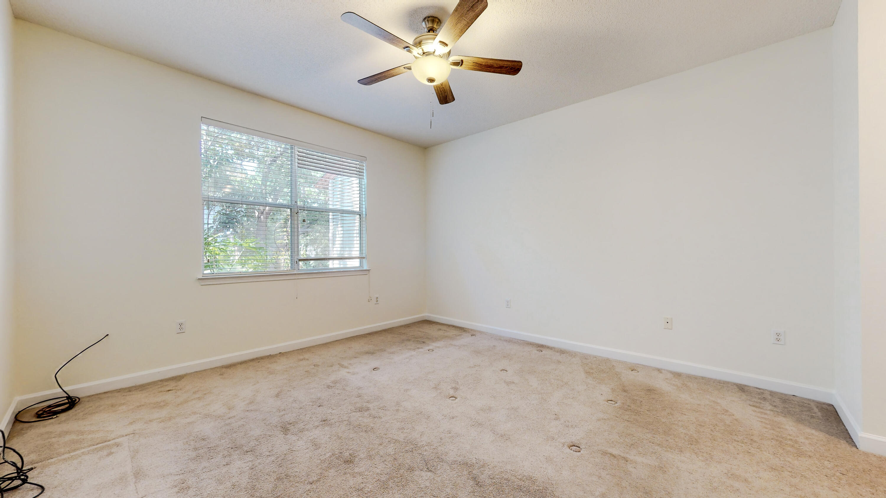 ESCADA - Residential Lease