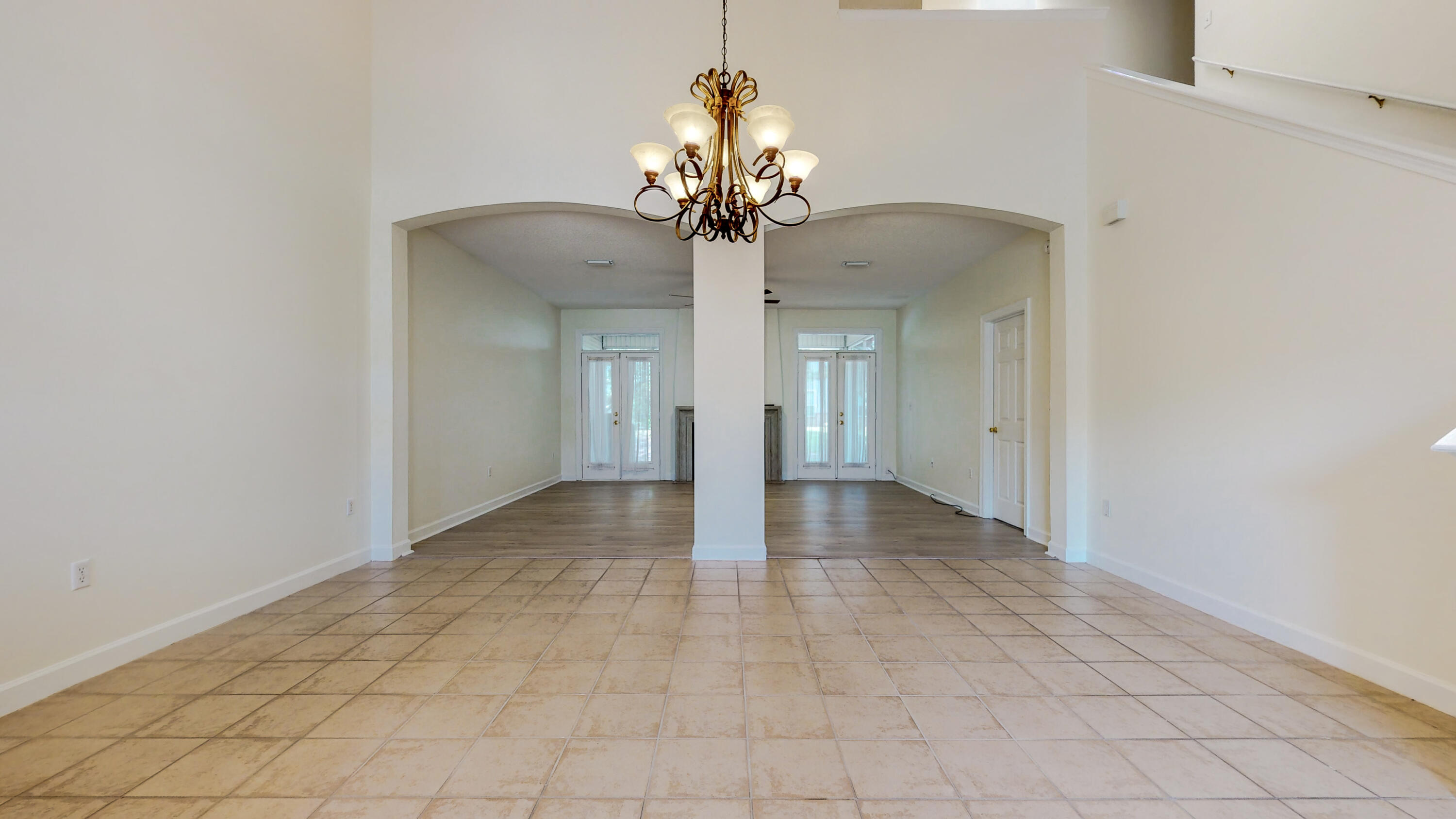 ESCADA - Residential Lease