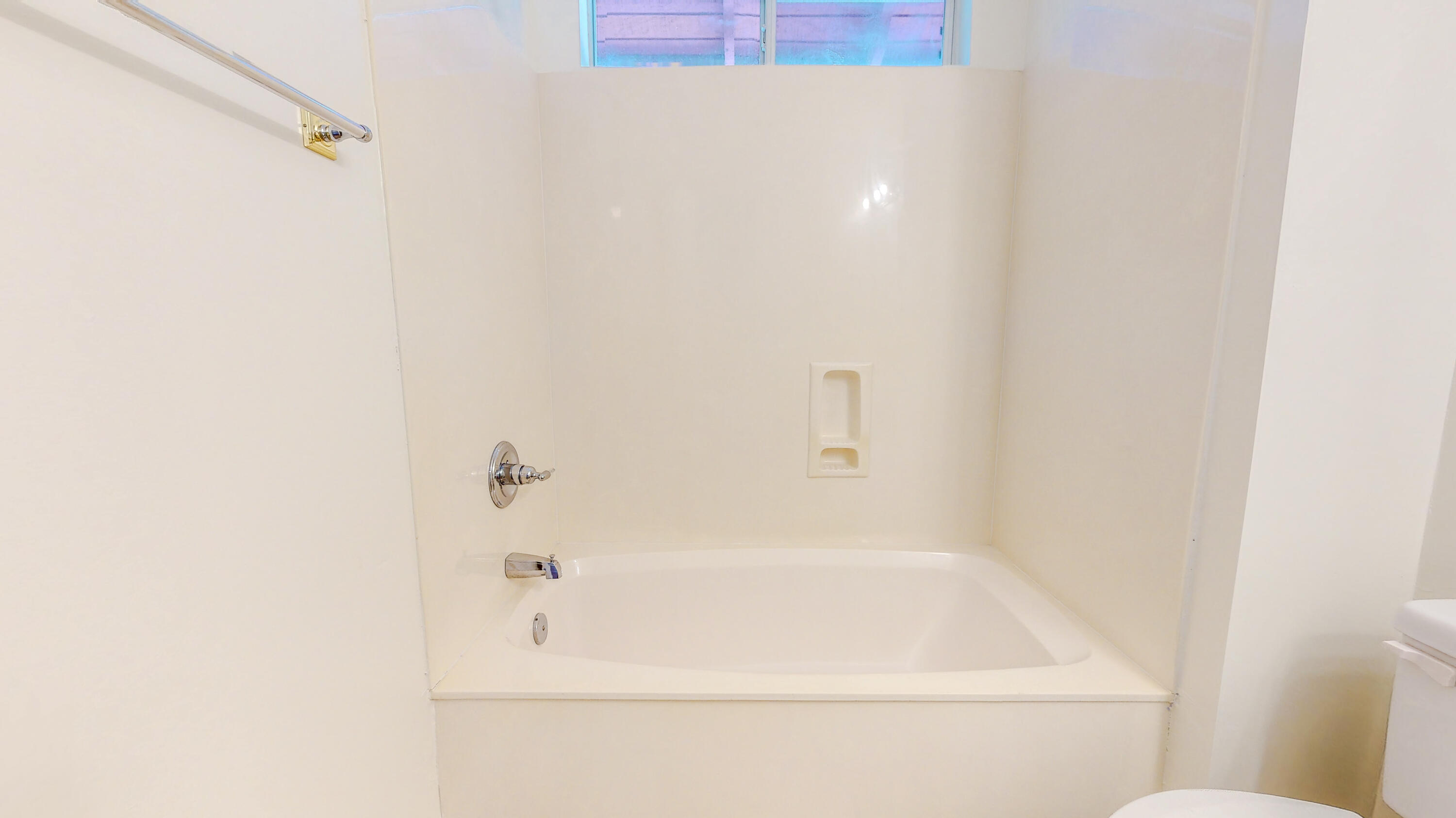 ESCADA - Residential Lease