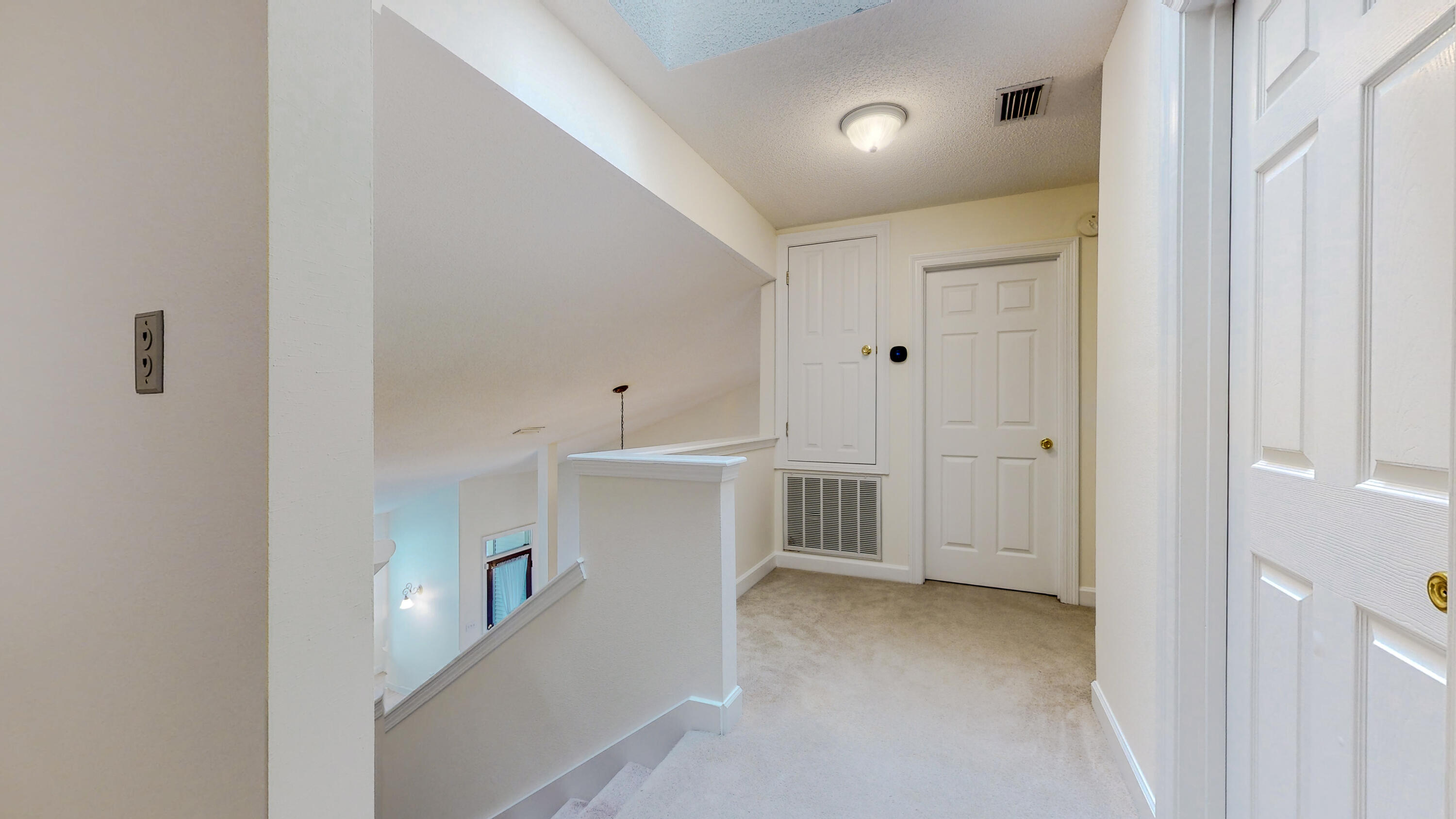 ESCADA - Residential Lease