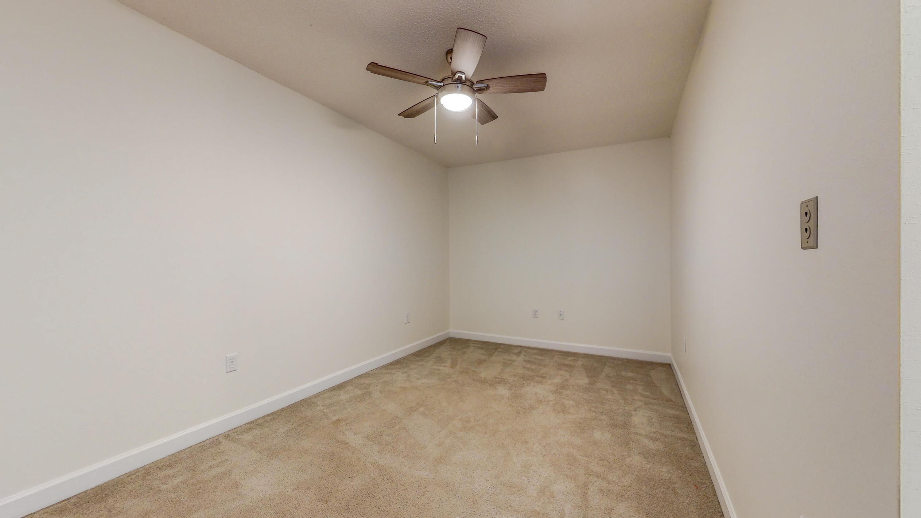 ESCADA - Residential Lease