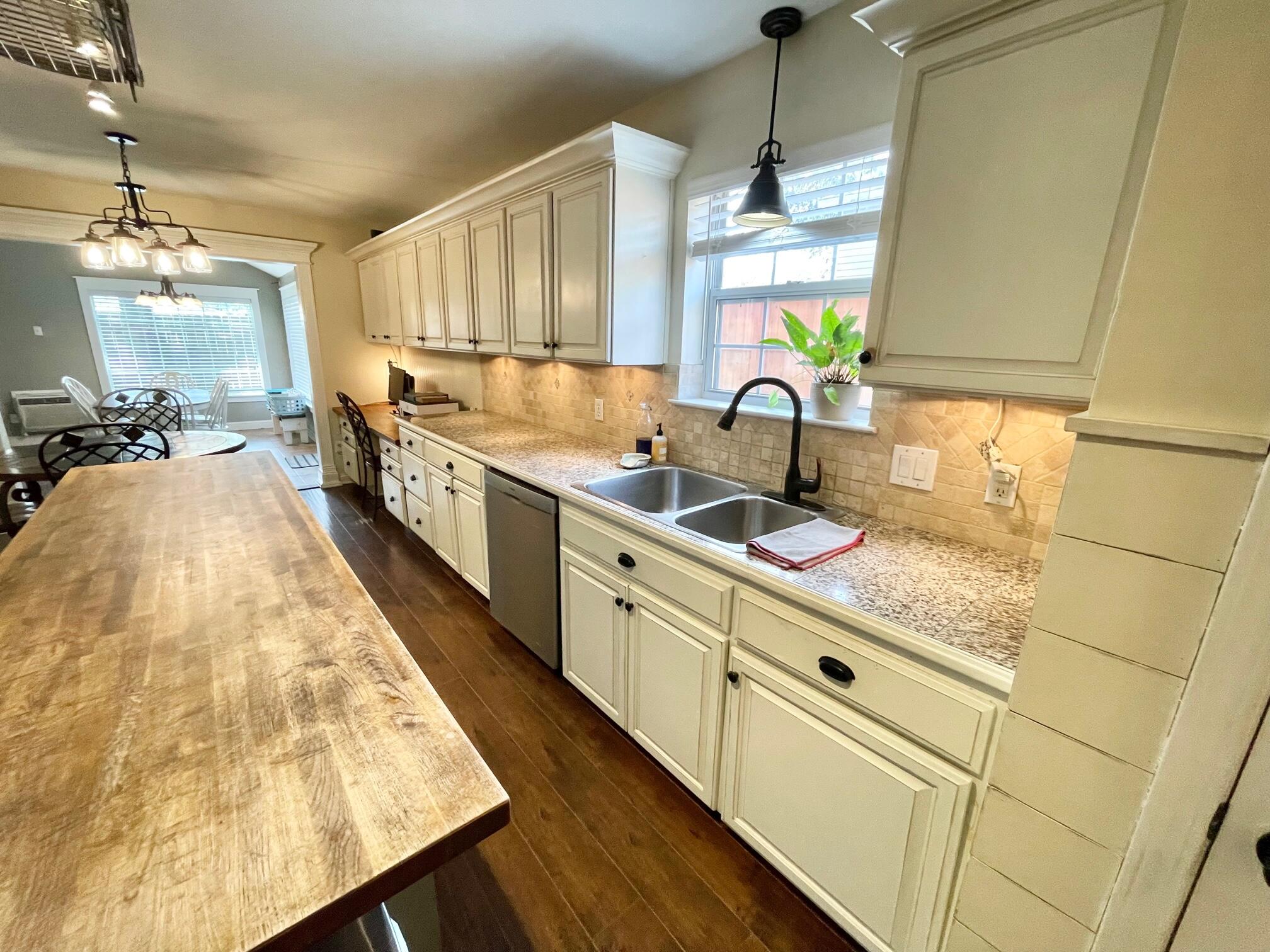 METES & BOUNDS - Residential Lease