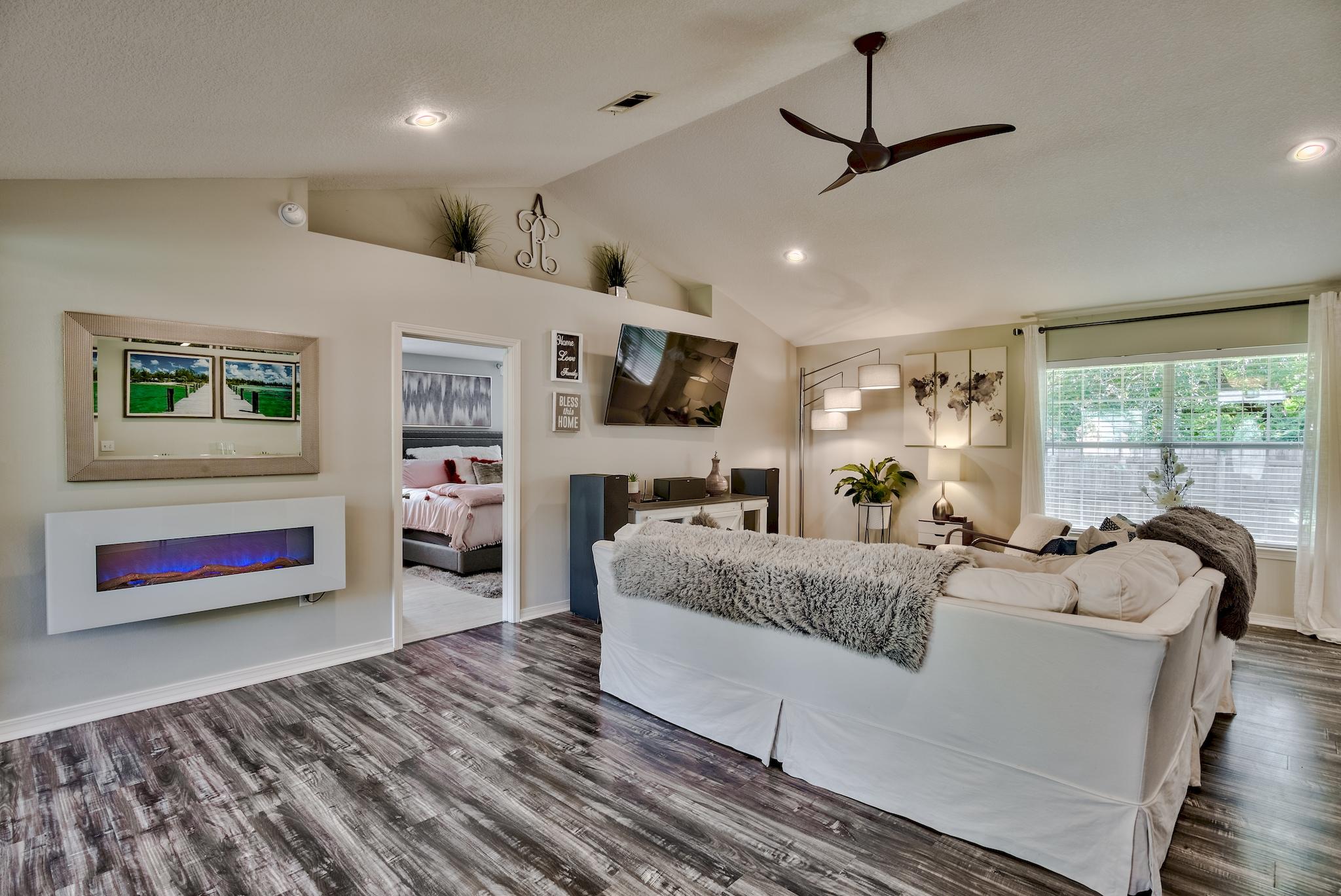 HIDDEN PINES S/D - Residential