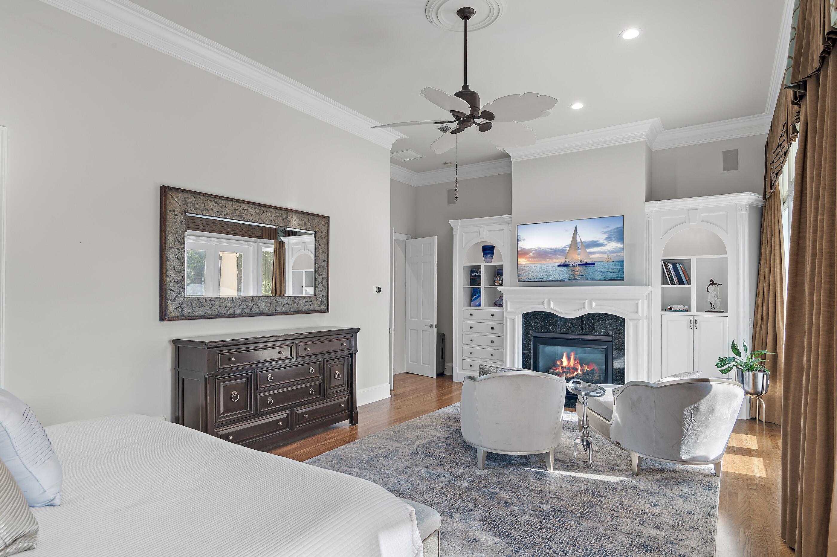 BURNT PINE - Residential