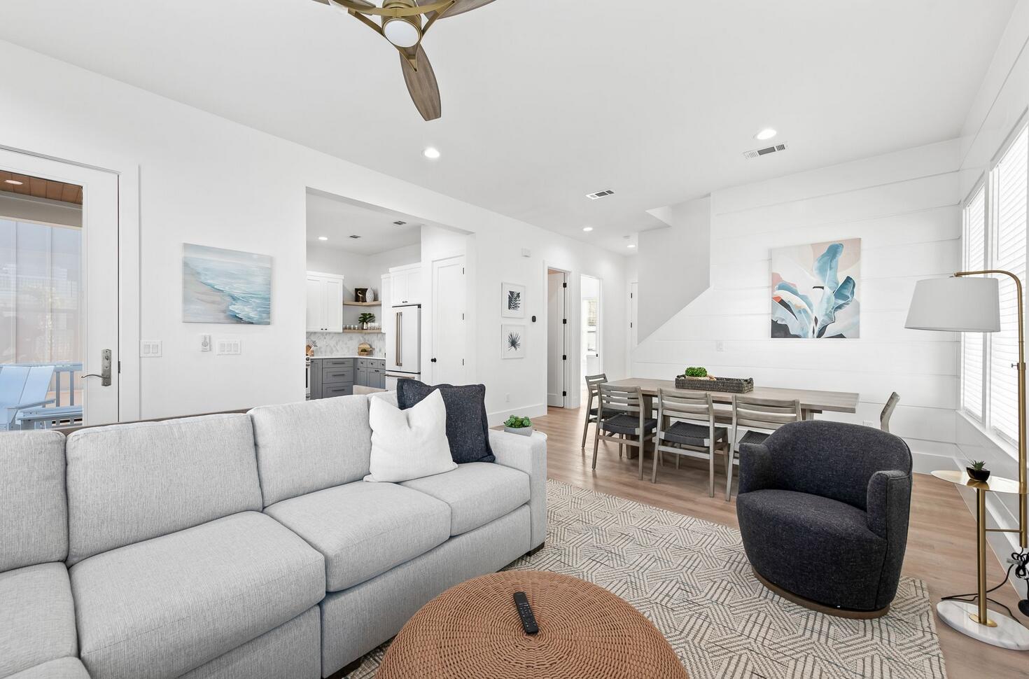 TREETOP - Residential