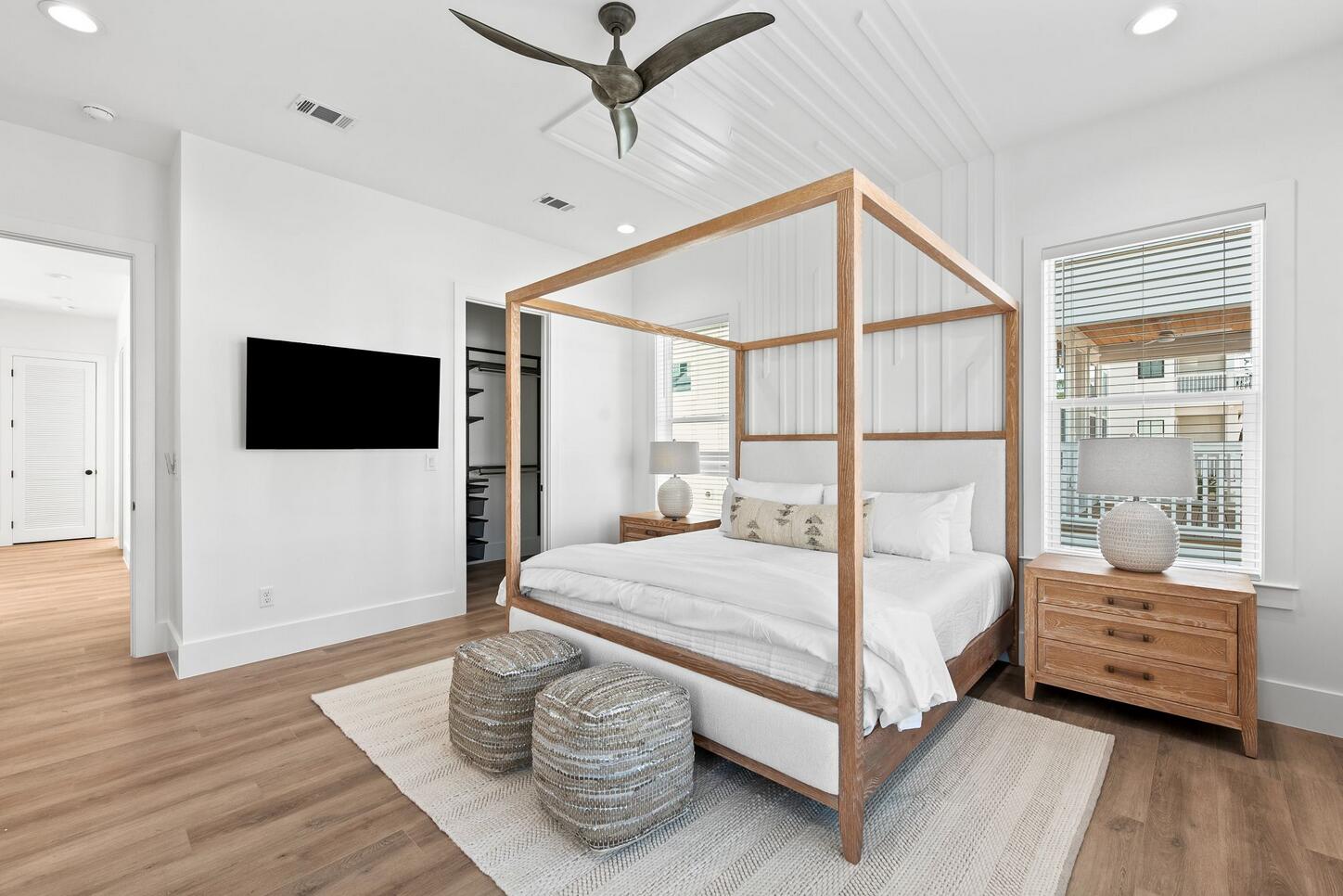 TREETOP - Residential