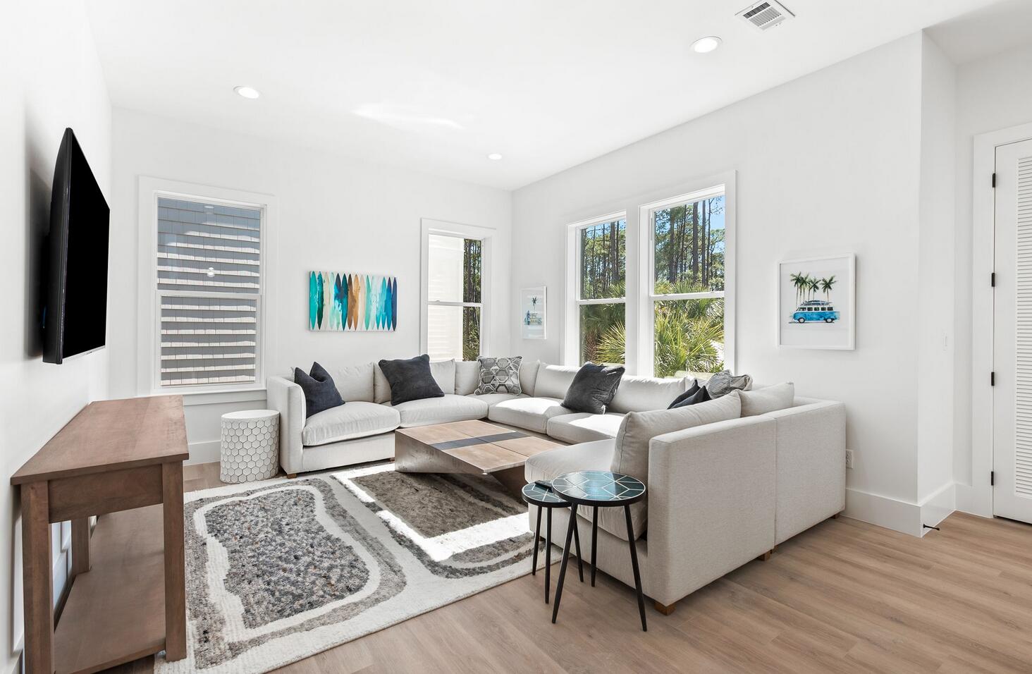 TREETOP - Residential