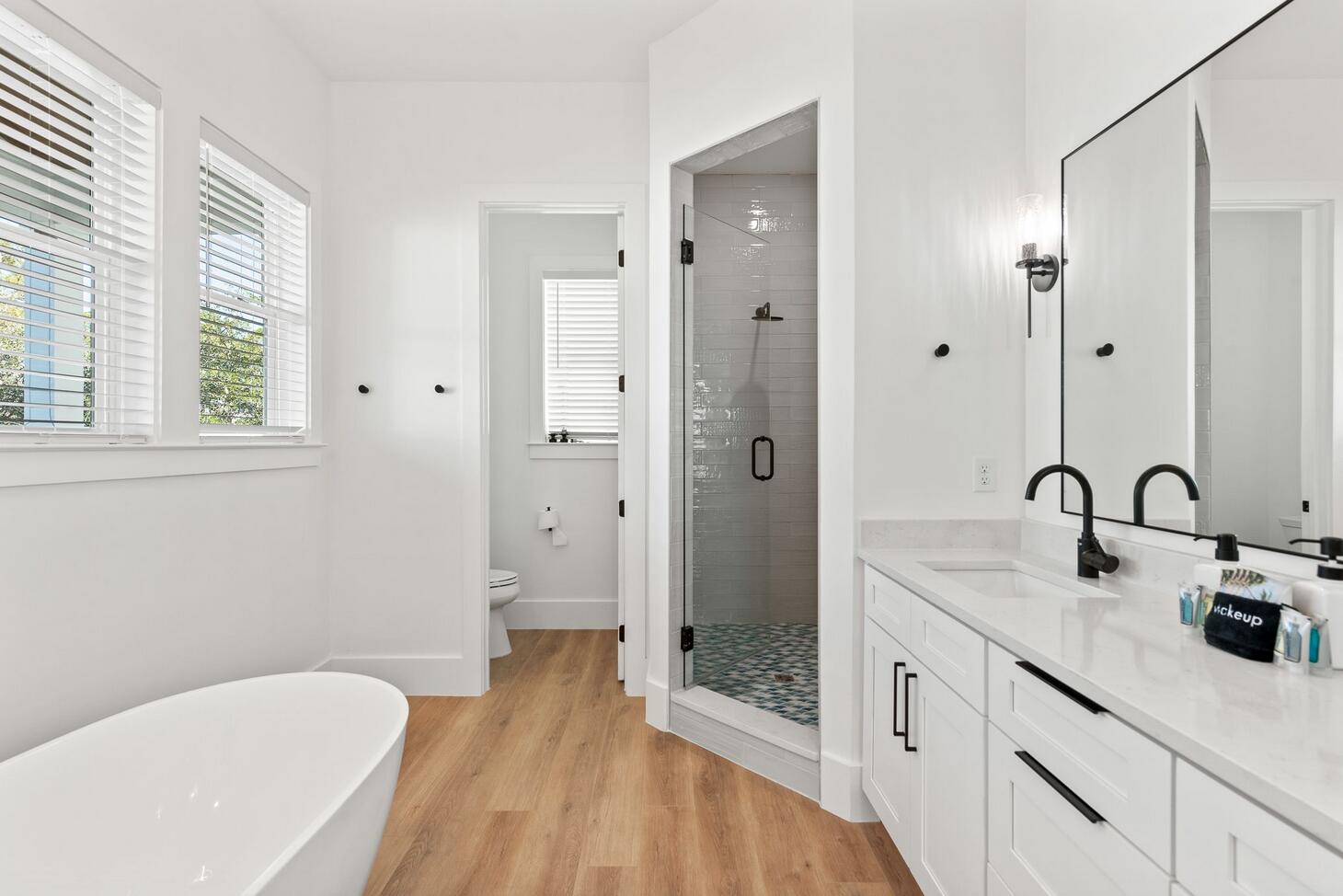 TREETOP - Residential