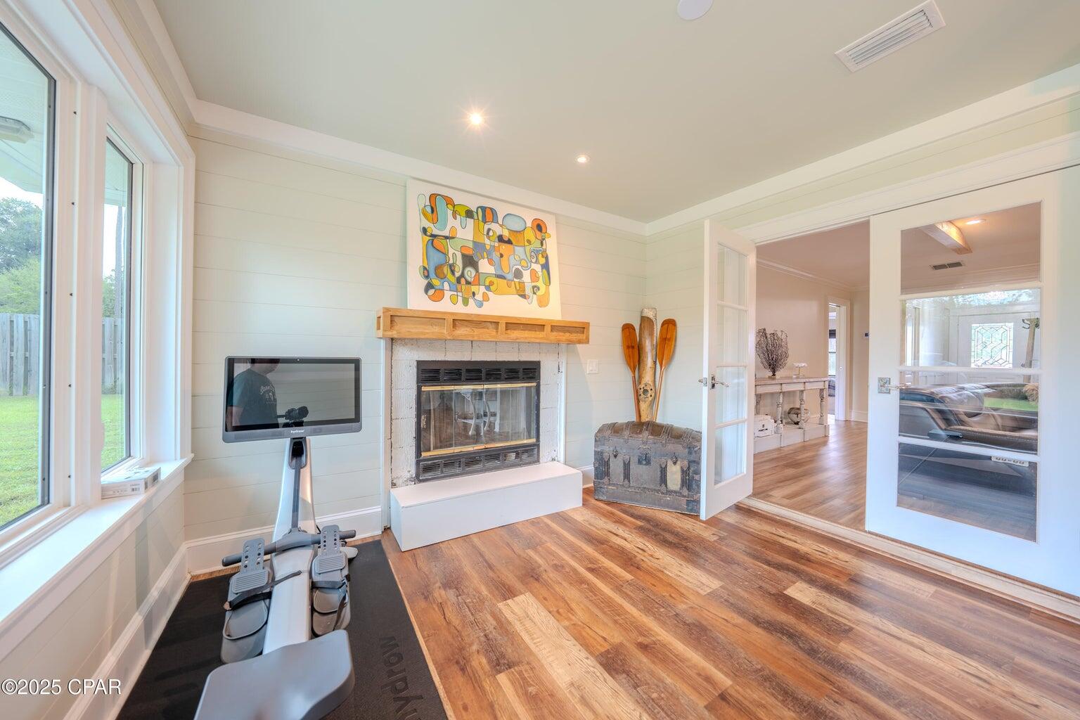 BAY POINT UNIT 1 - Residential