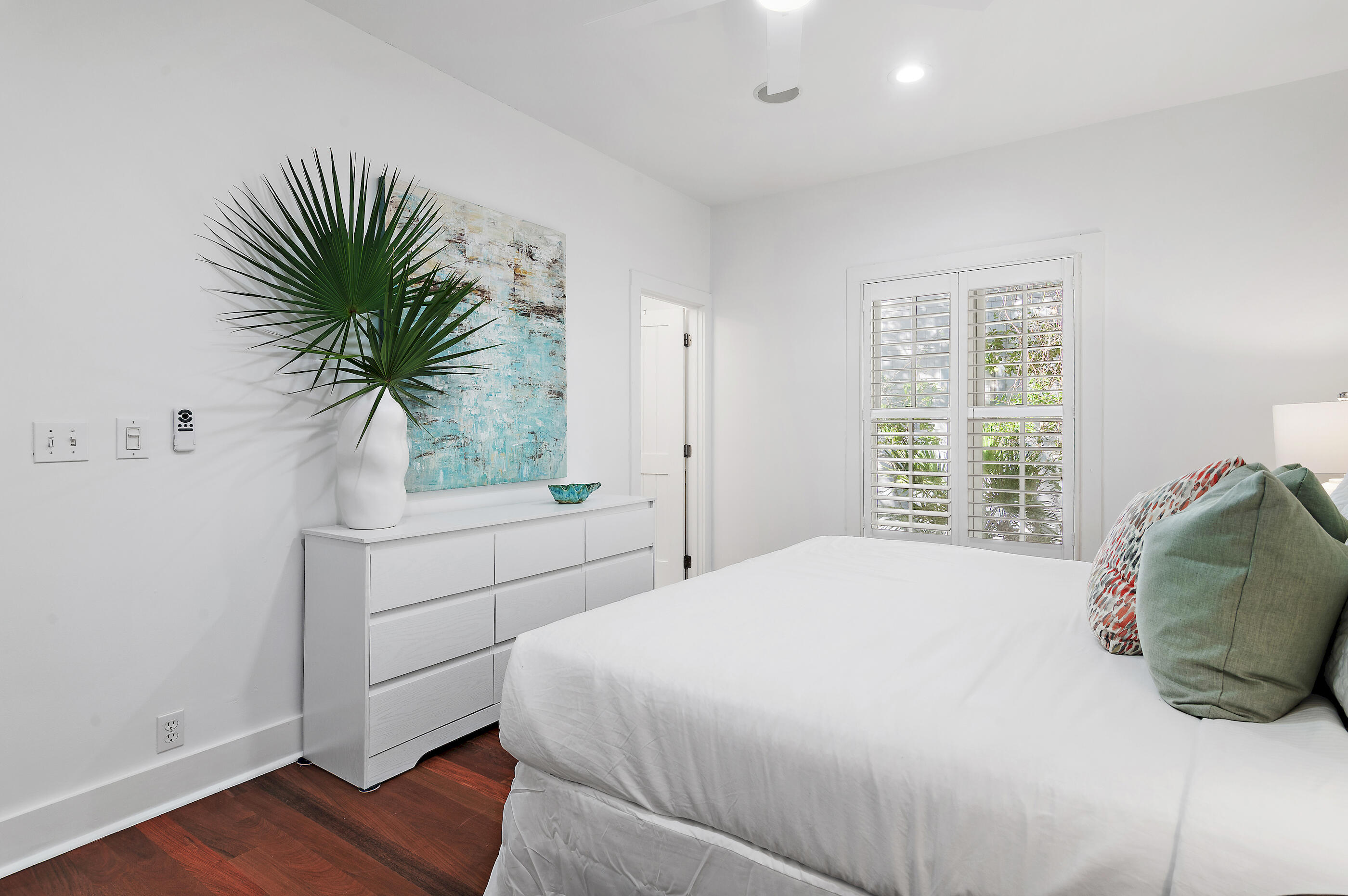 MAGNOLIA COTTAGES - Residential