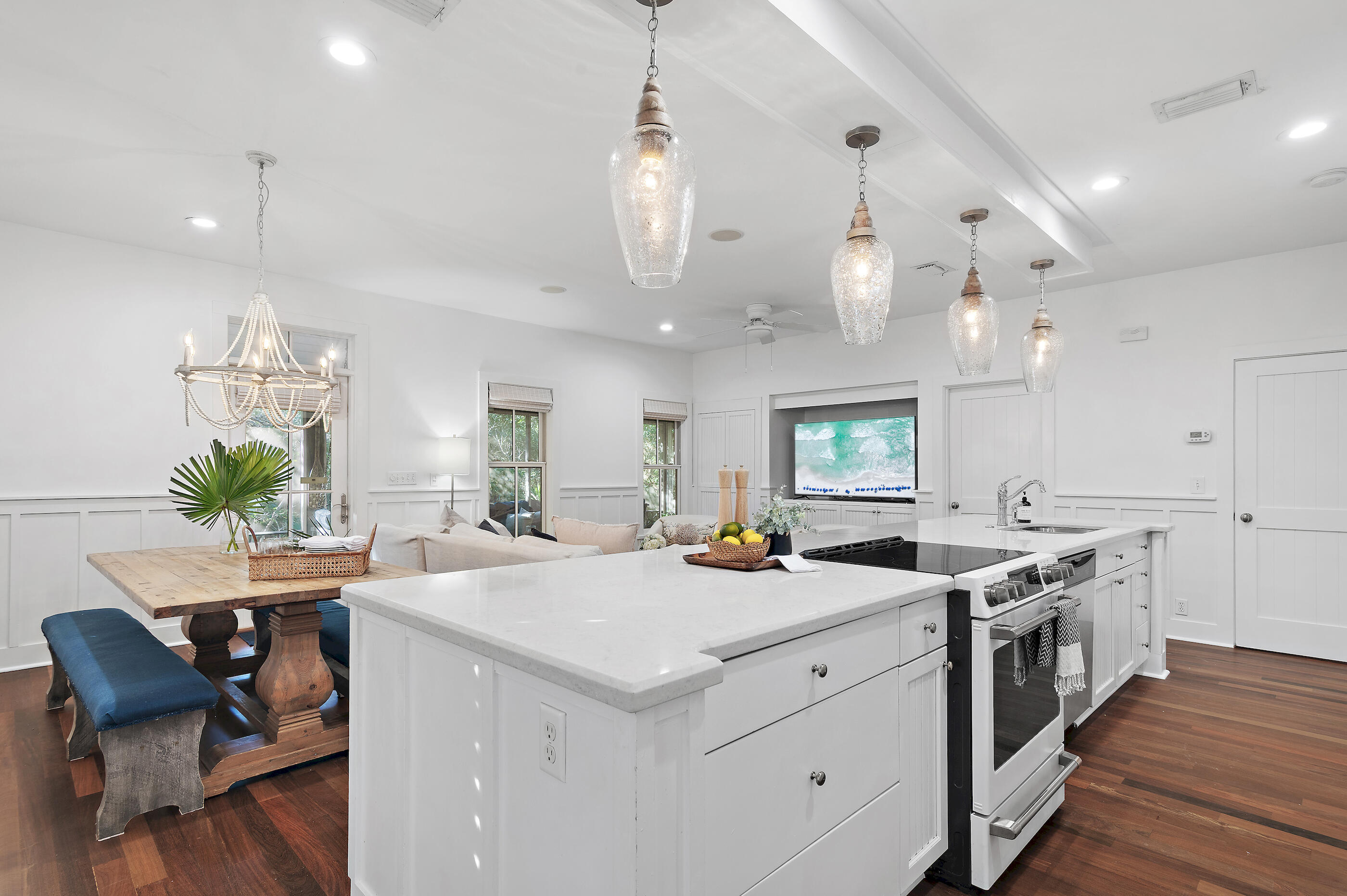 MAGNOLIA COTTAGES - Residential