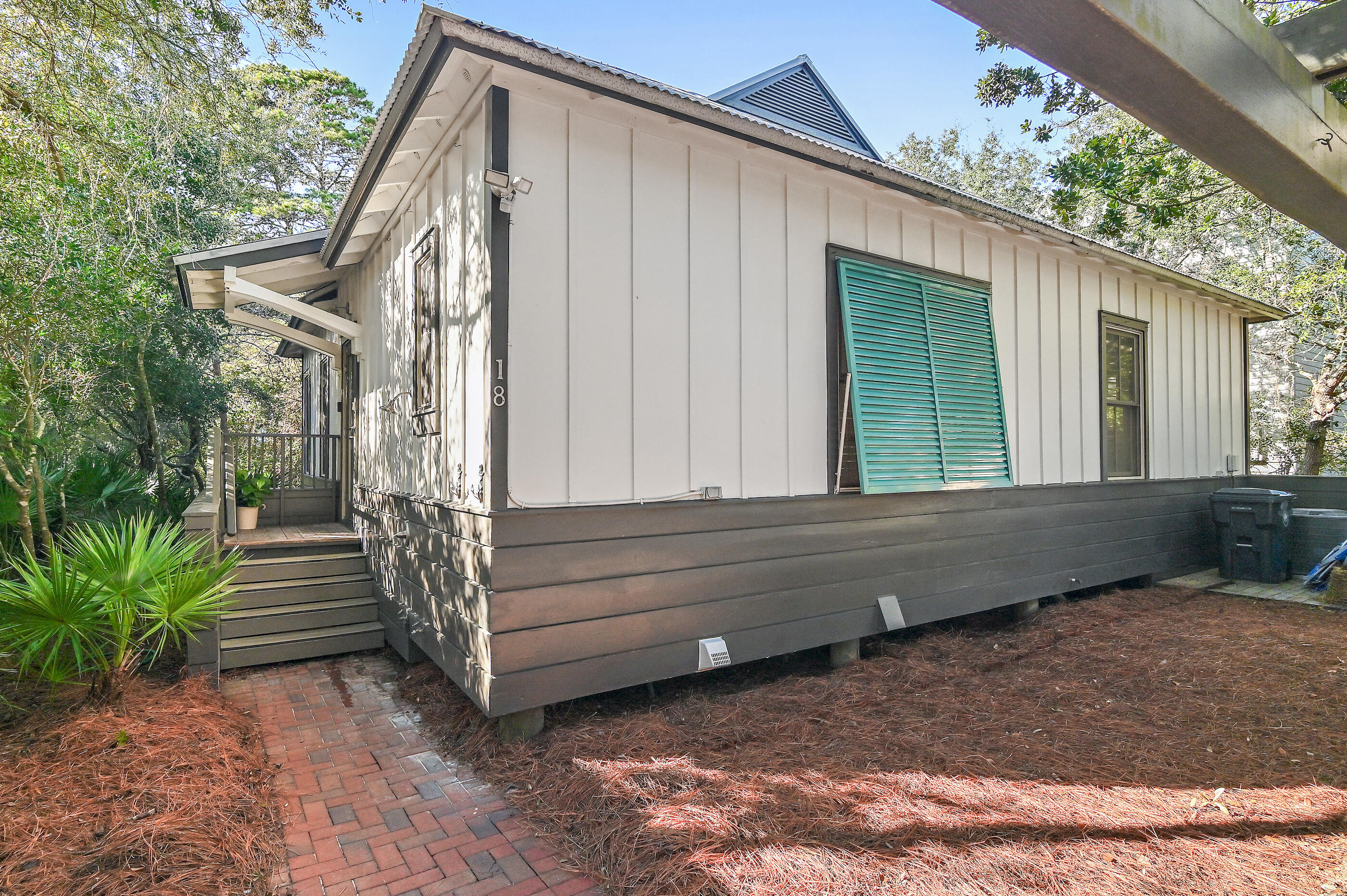 MAGNOLIA COTTAGES - Residential