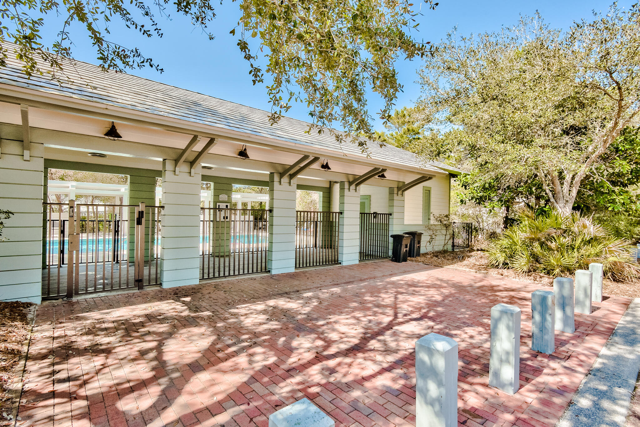 MAGNOLIA COTTAGES - Residential