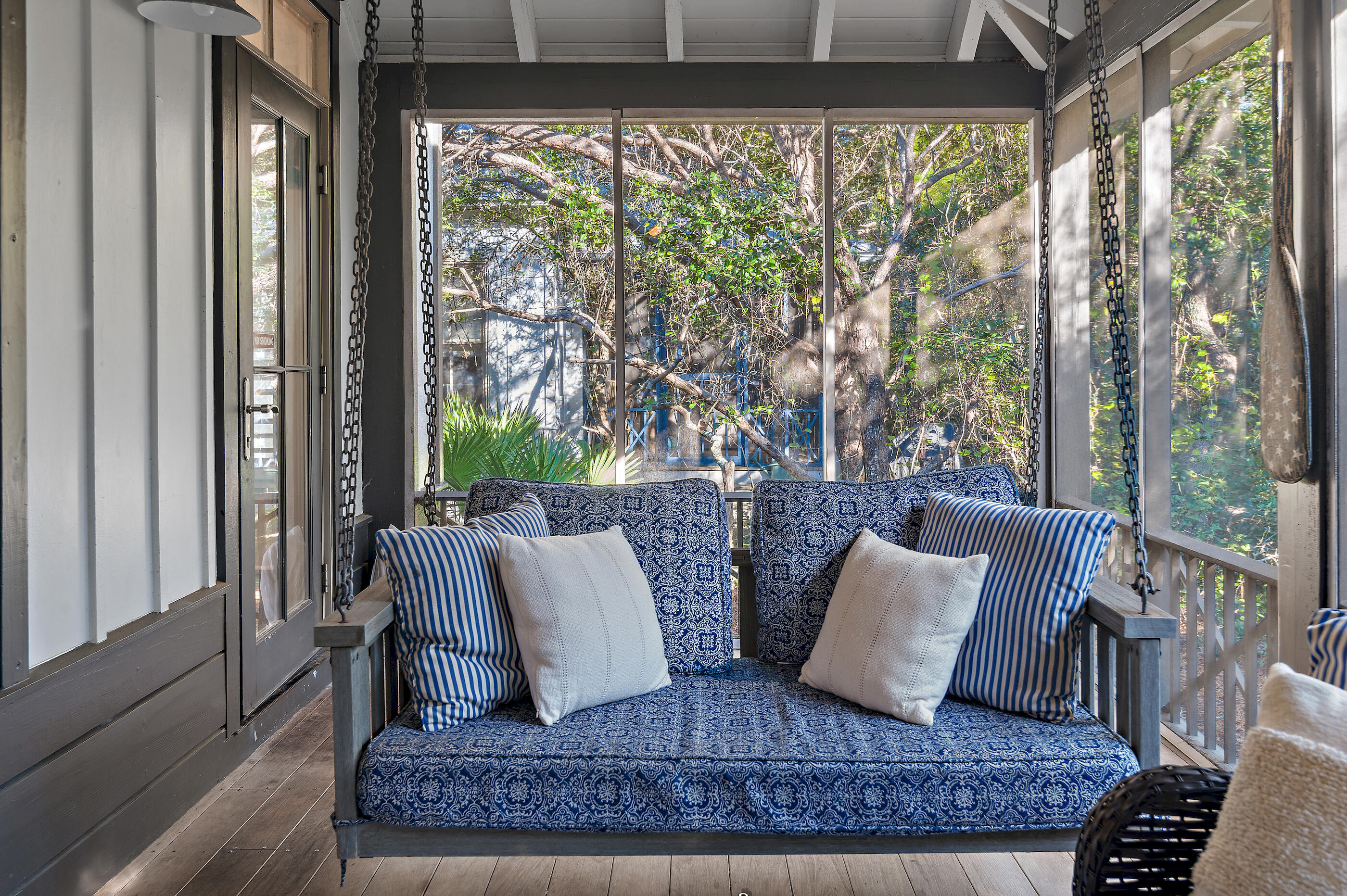 MAGNOLIA COTTAGES - Residential