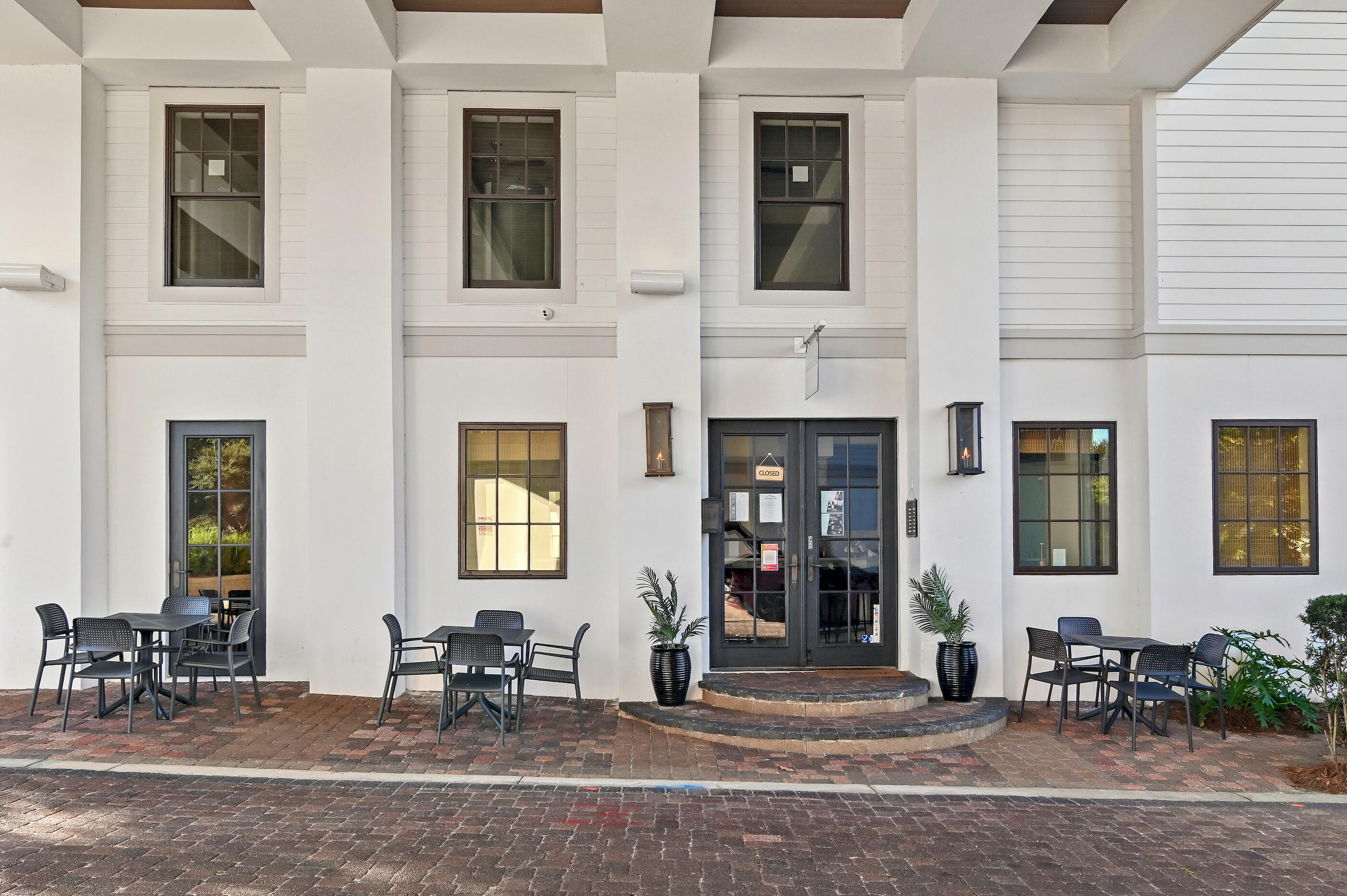 MAGNOLIA COTTAGES - Residential