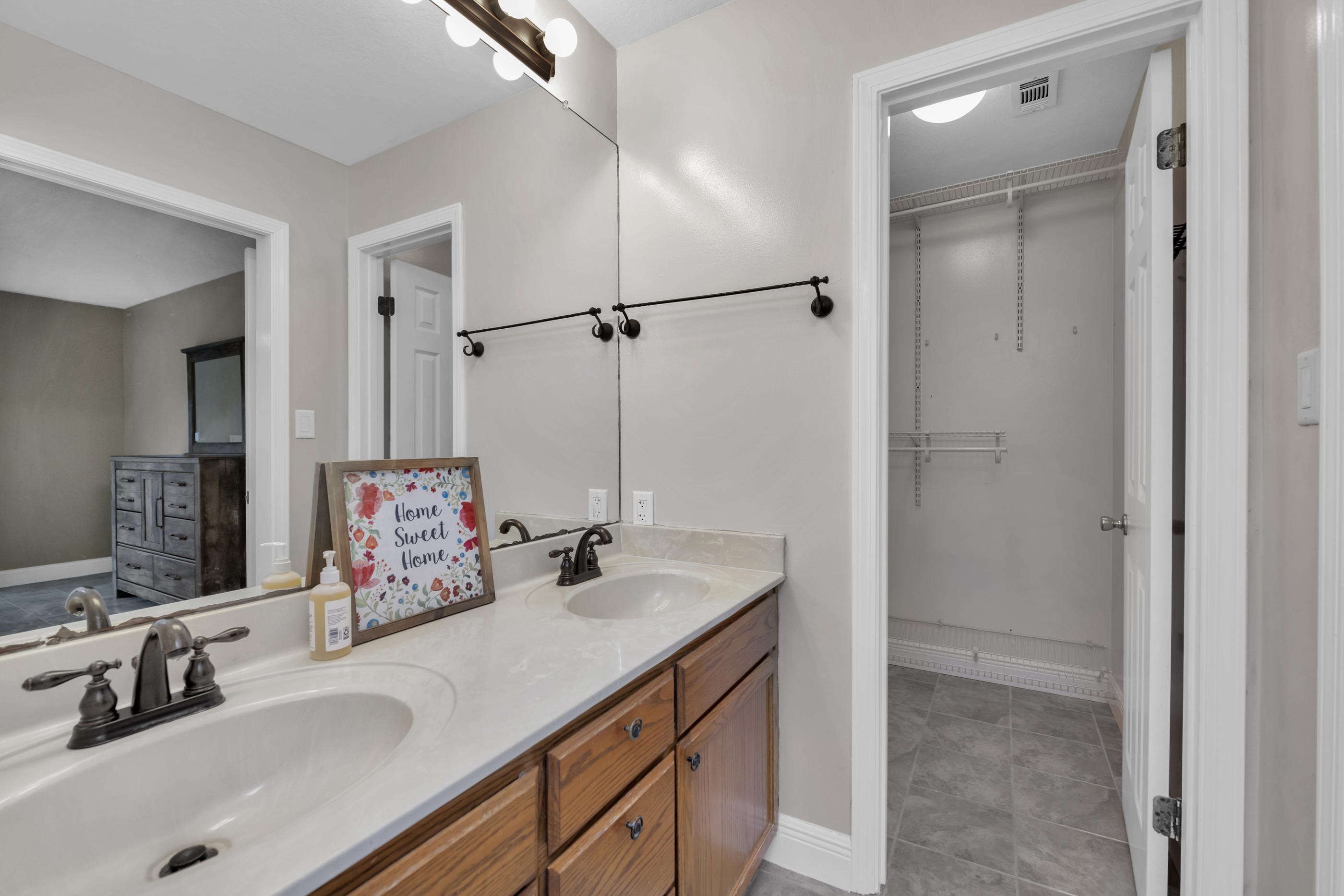 RUSHLIN PARK S/D PH 2 - Residential