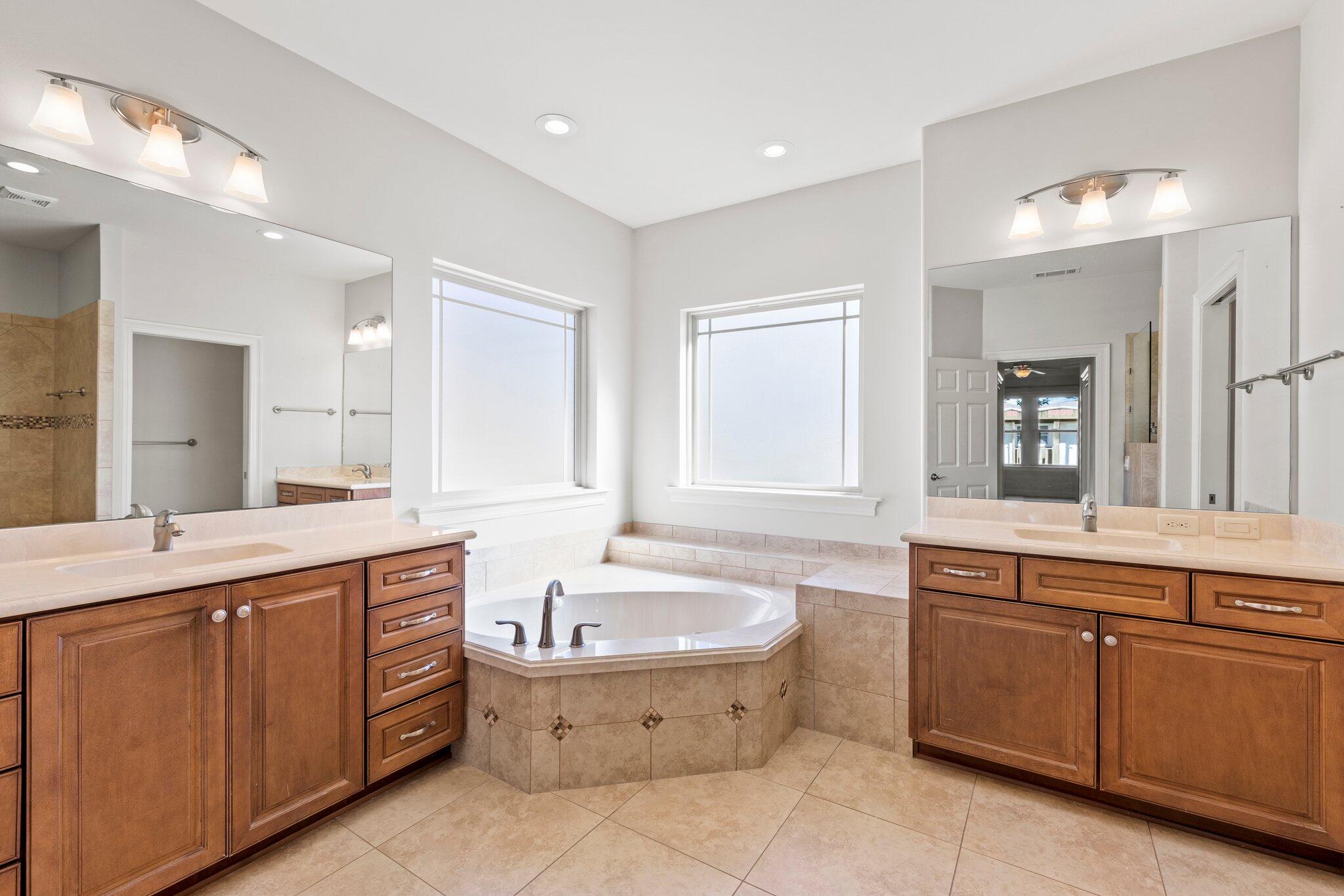 BAYSHORE PLACE PH XI - Residential Lease