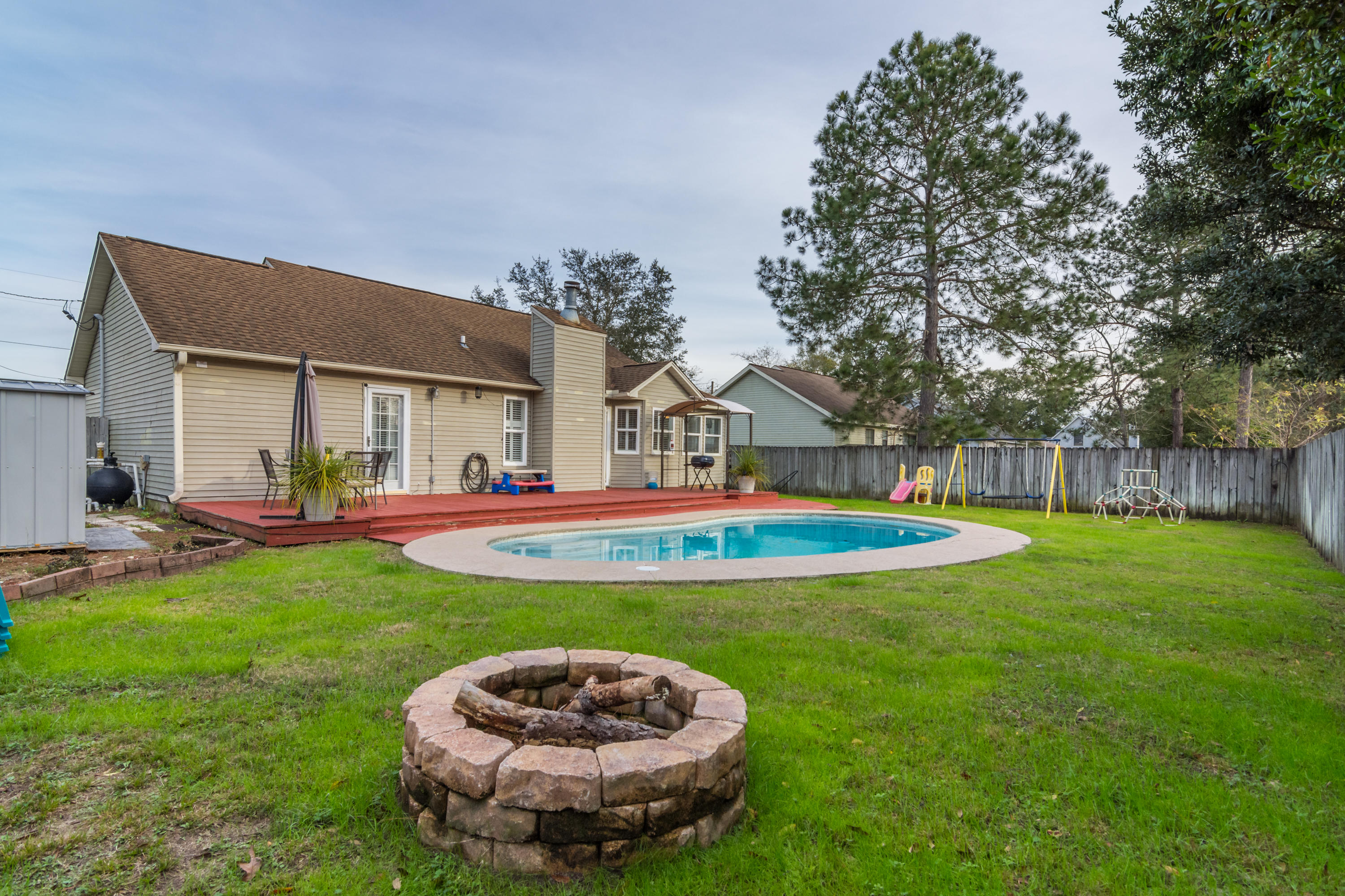 SHOAL TERRACE ESTATES - Residential