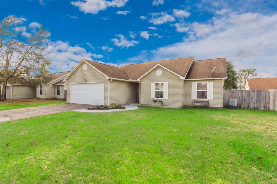 Super cute pool home in South Crestview! 3 bedrooms, 2 baths, updated kitchen and baths, wood burning fireplace, NO carpet! Granite counter tops, tile backsplash, stainless steel appliances. Access the beautiful back yard from the Living Room or Master Bath. Large back deck overlooks the stunning pool! Schedule your showing today!