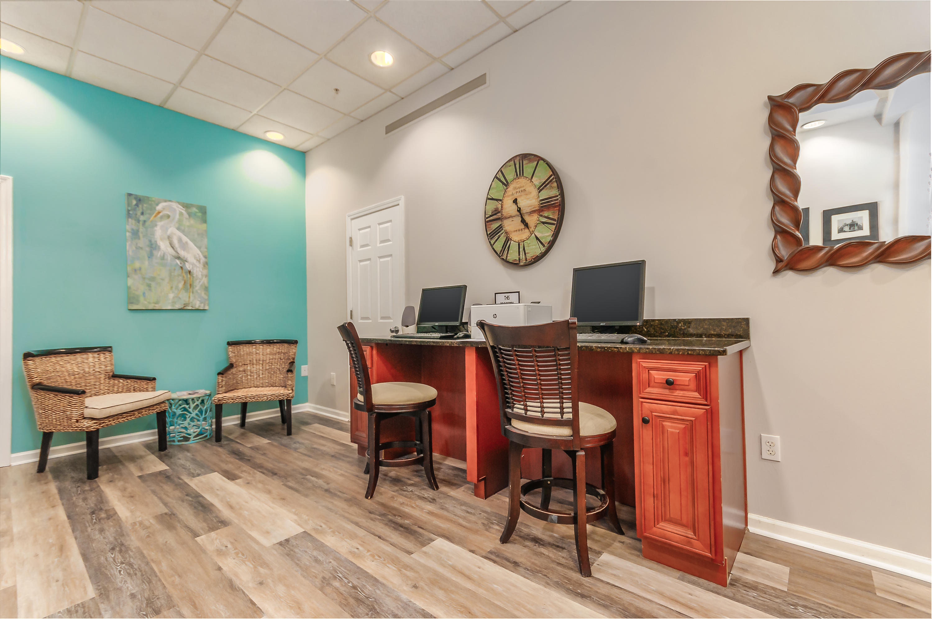 INN AT CRYSTAL BEACH (SUMMERCHASE CONDO) - Residential