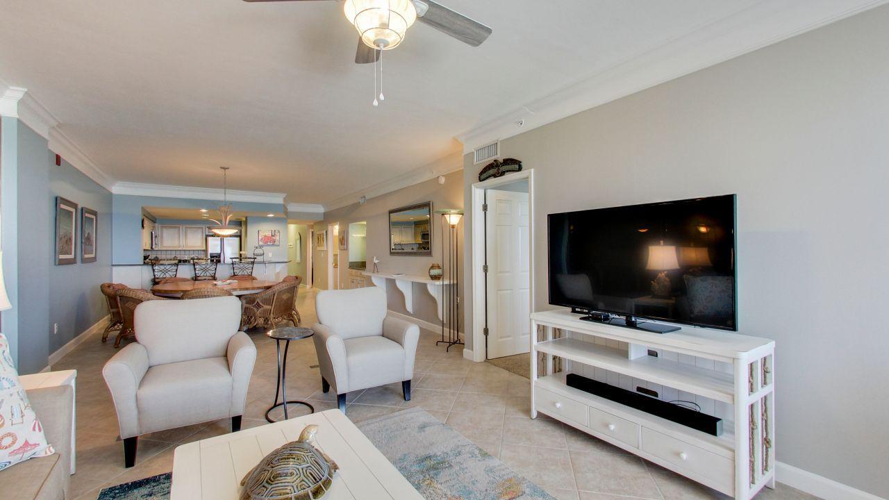 INN AT CRYSTAL BEACH (SUMMERCHASE CONDO) - Residential