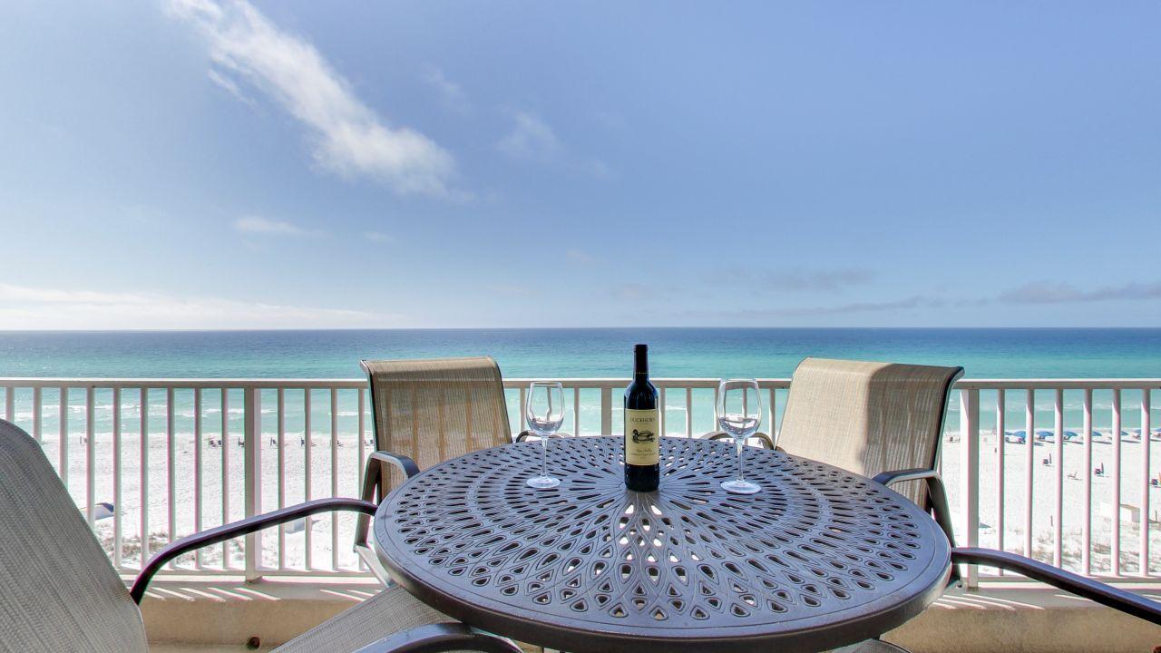 INN AT CRYSTAL BEACH (SUMMERCHASE CONDO) - Residential