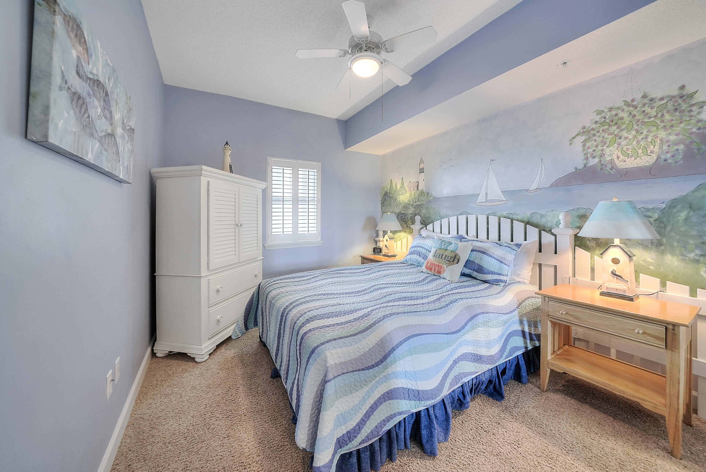 INN AT CRYSTAL BEACH (SUMMERCHASE CONDO) - Residential