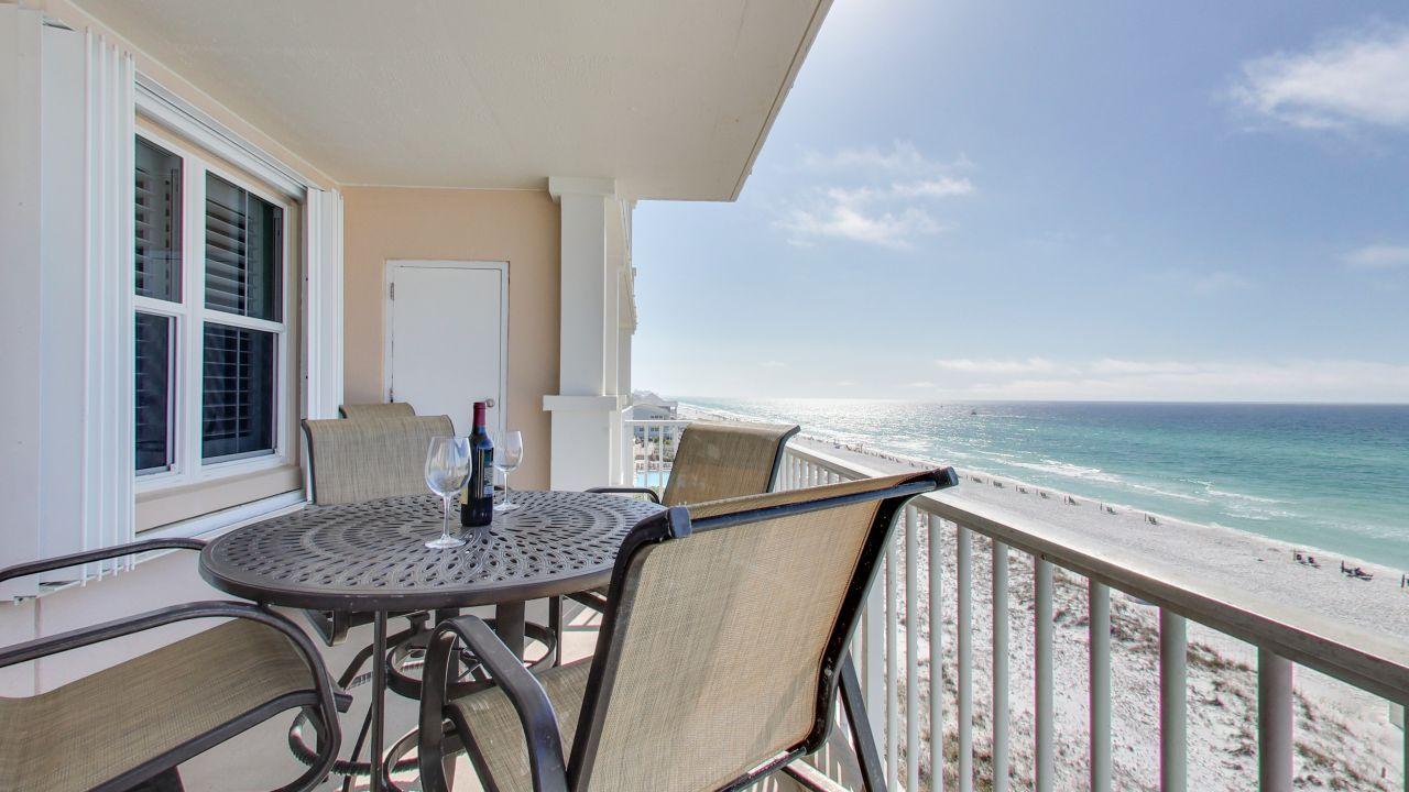 INN AT CRYSTAL BEACH (SUMMERCHASE CONDO) - Residential