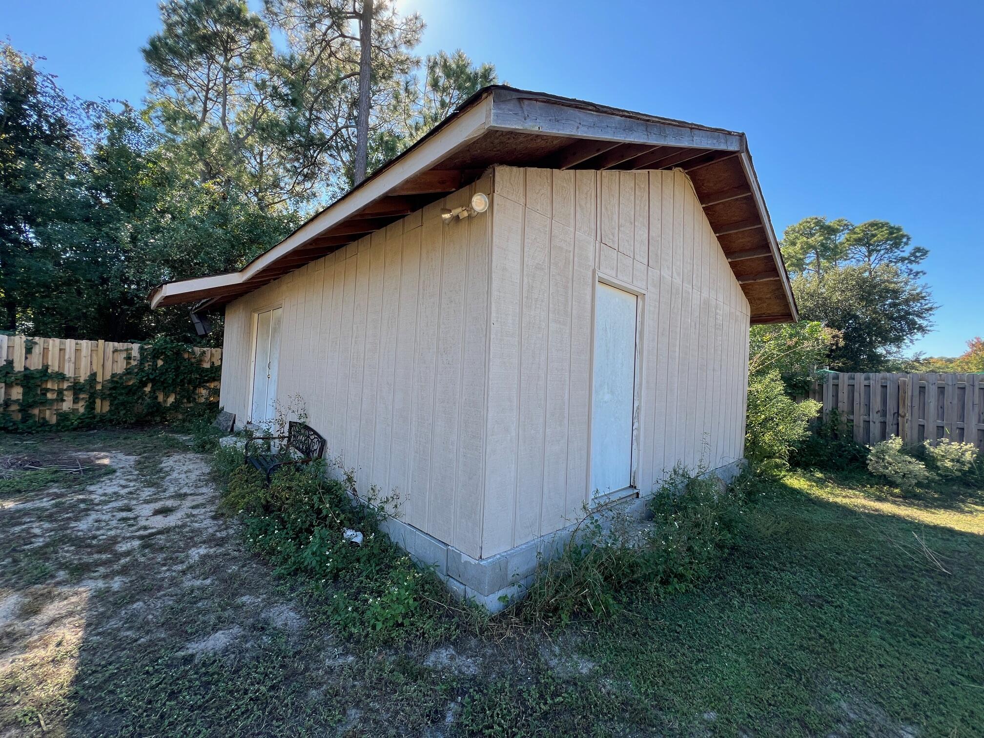 NAVARRE S/D 2ND ADDN - Residential