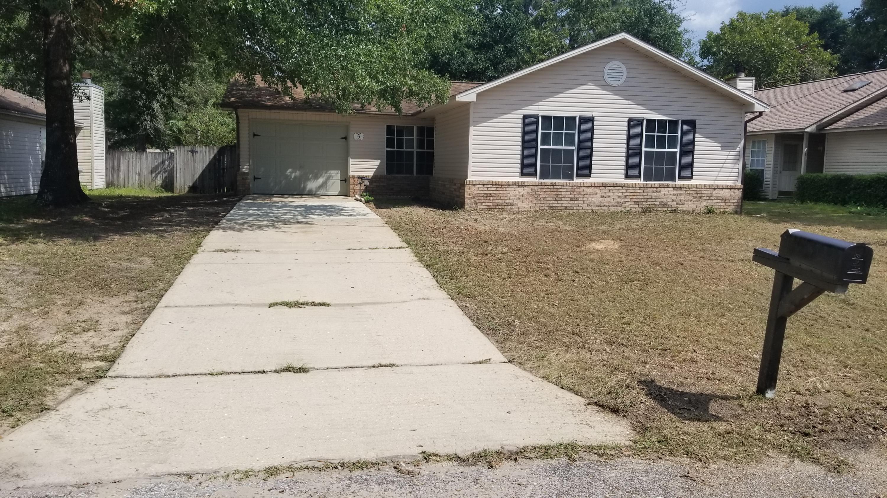 HOLLYROD - Residential