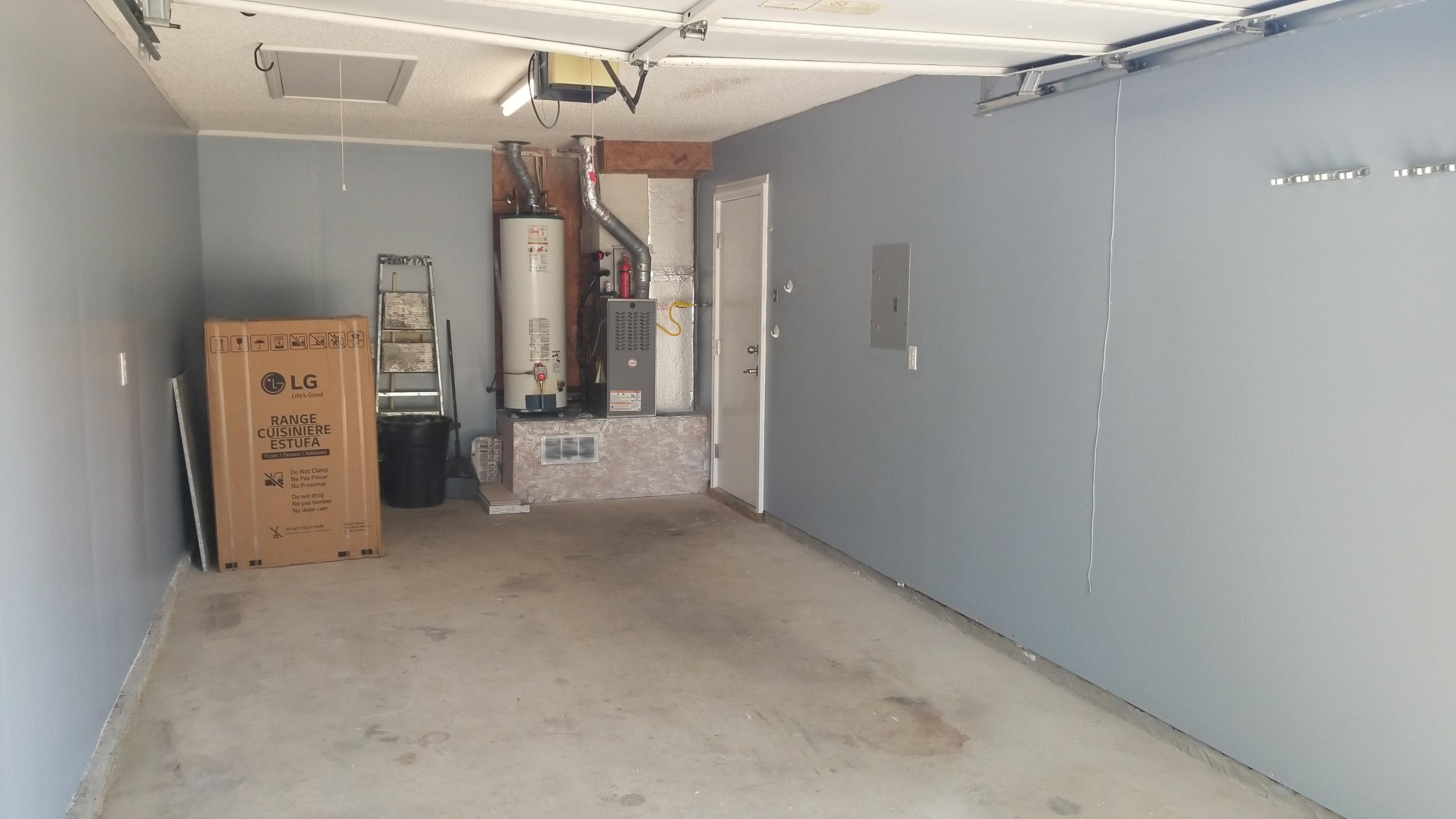 HOLLYROD - Residential