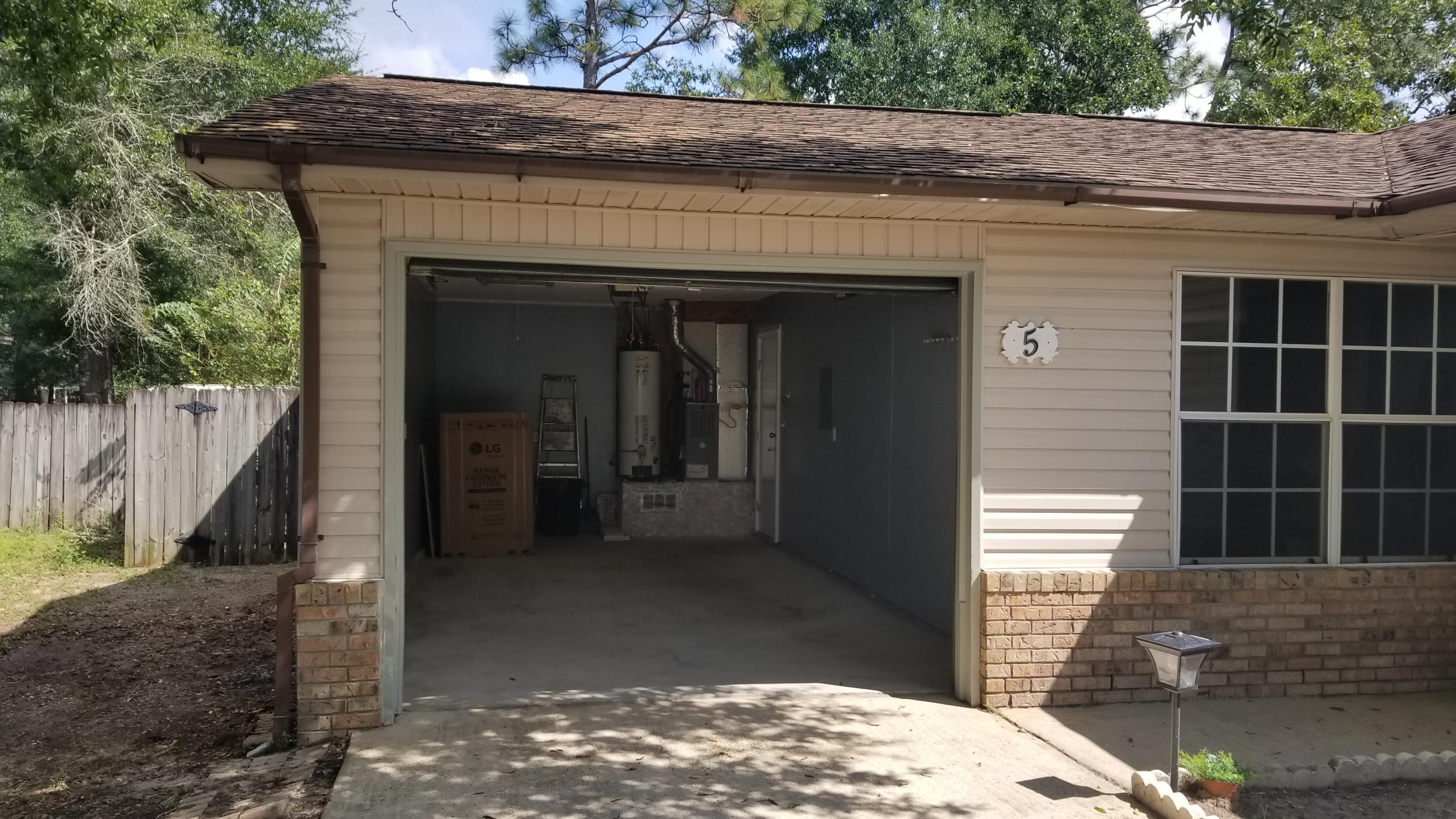 HOLLYROD - Residential