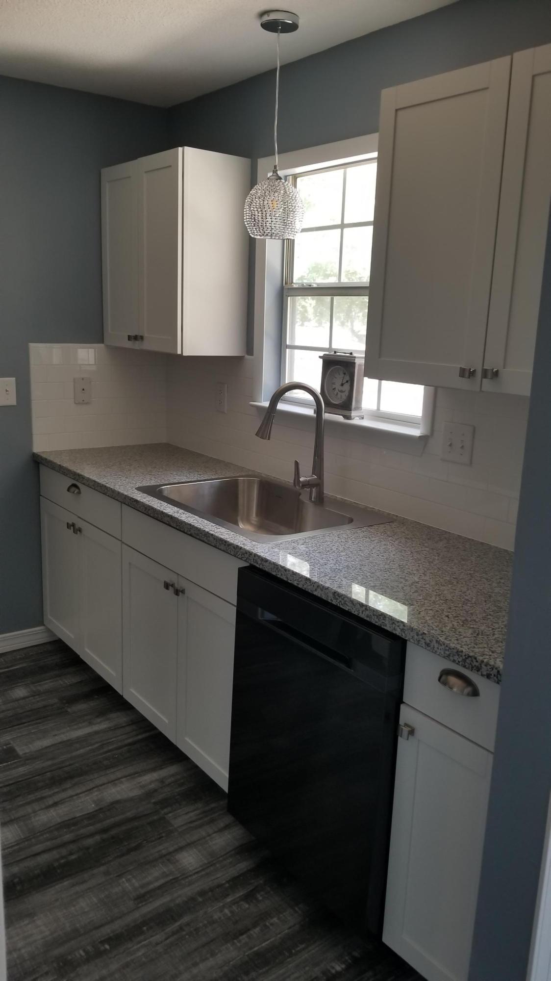 HOLLYROD - Residential