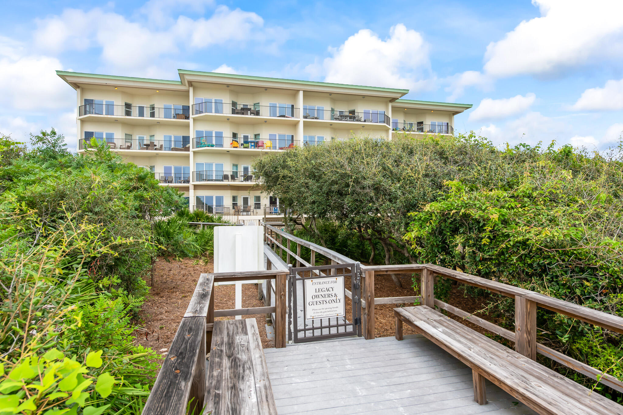 LEGACY THE - Residential