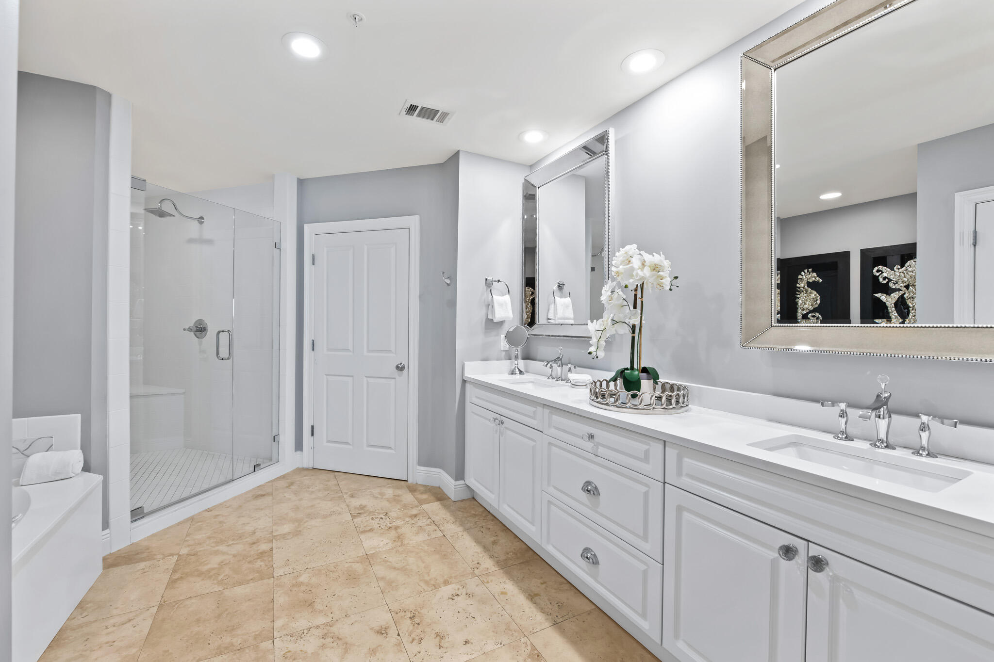 LEGACY THE - Residential