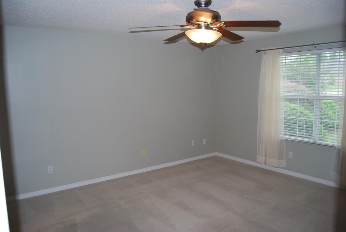 NORTHVIEW ESTATES 3RD ADDN - Residential