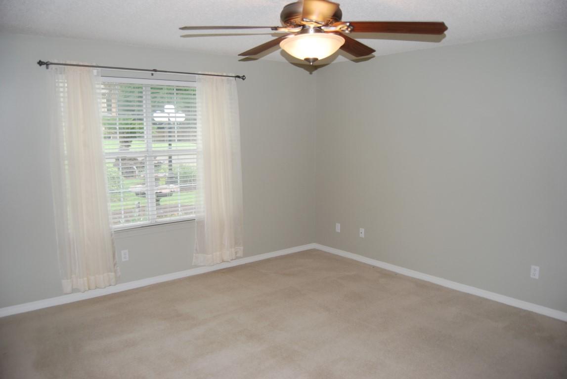 NORTHVIEW ESTATES 3RD ADDN - Residential