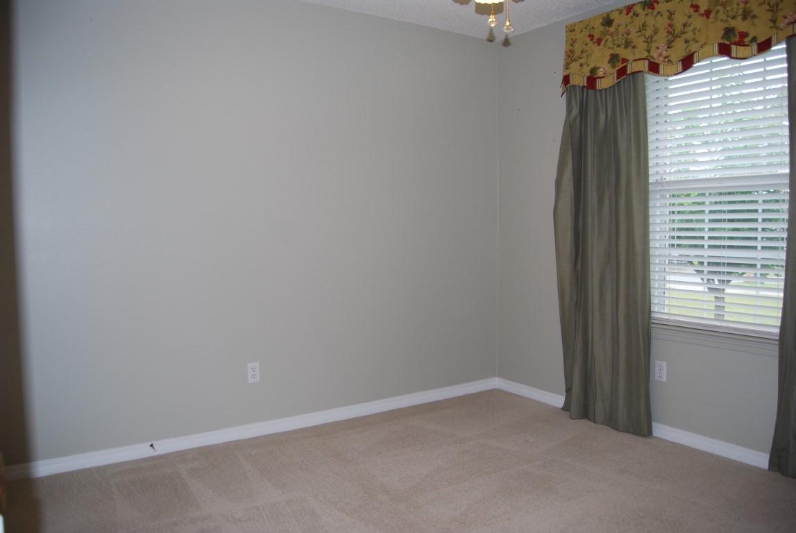 NORTHVIEW ESTATES 3RD ADDN - Residential