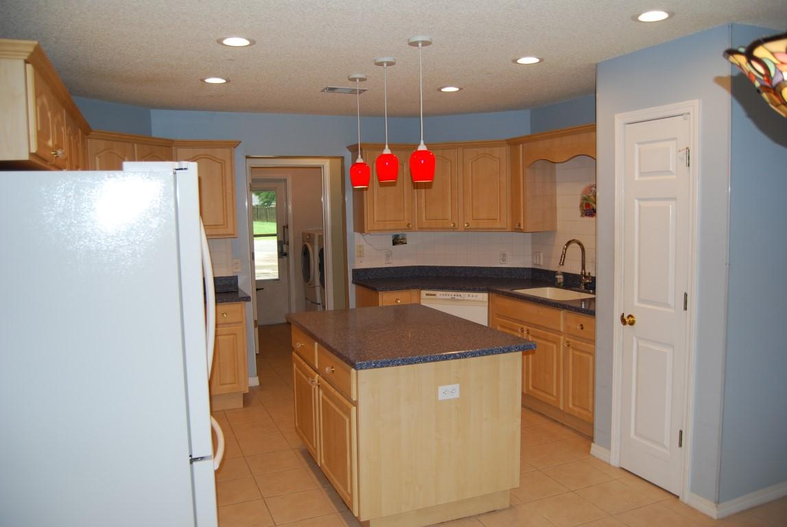 NORTHVIEW ESTATES 3RD ADDN - Residential