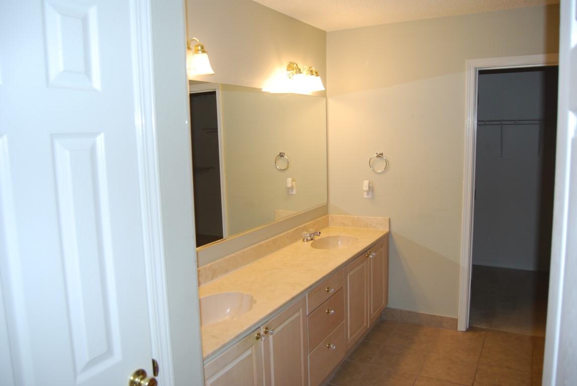 NORTHVIEW ESTATES 3RD ADDN - Residential