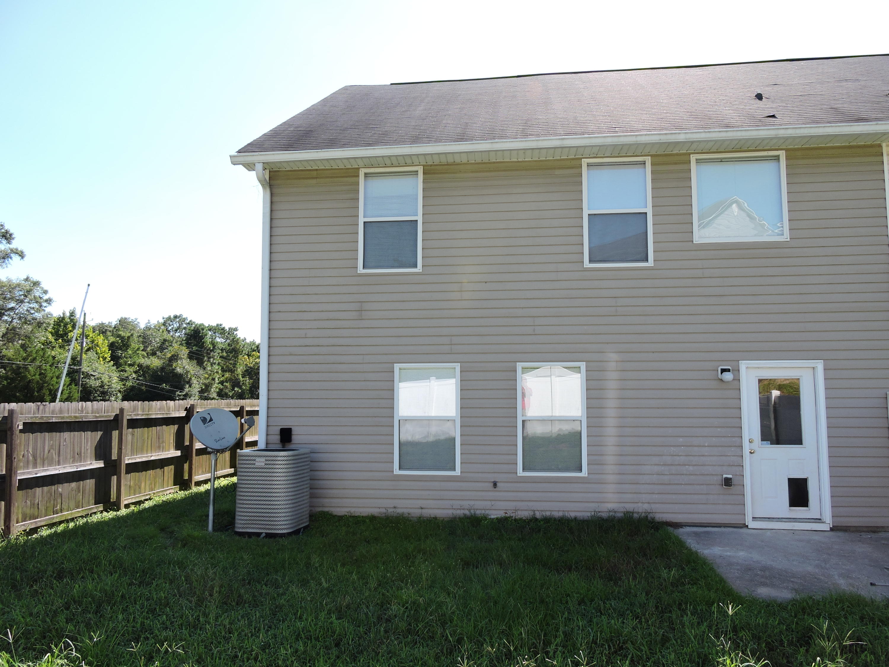 STILLWELL ESTATES - Residential Lease