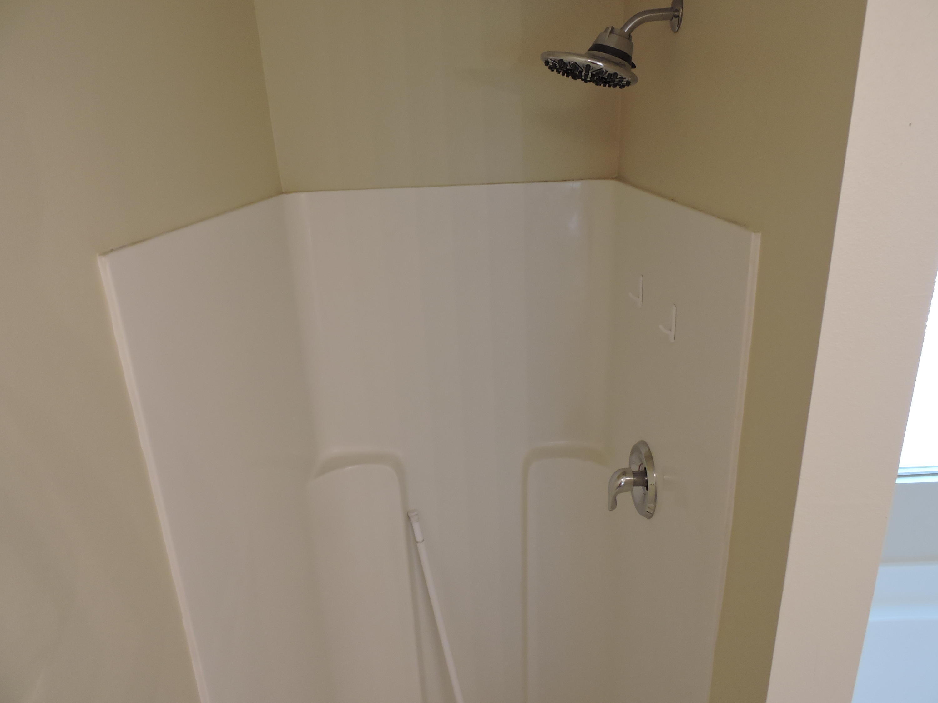 STILLWELL ESTATES - Residential Lease