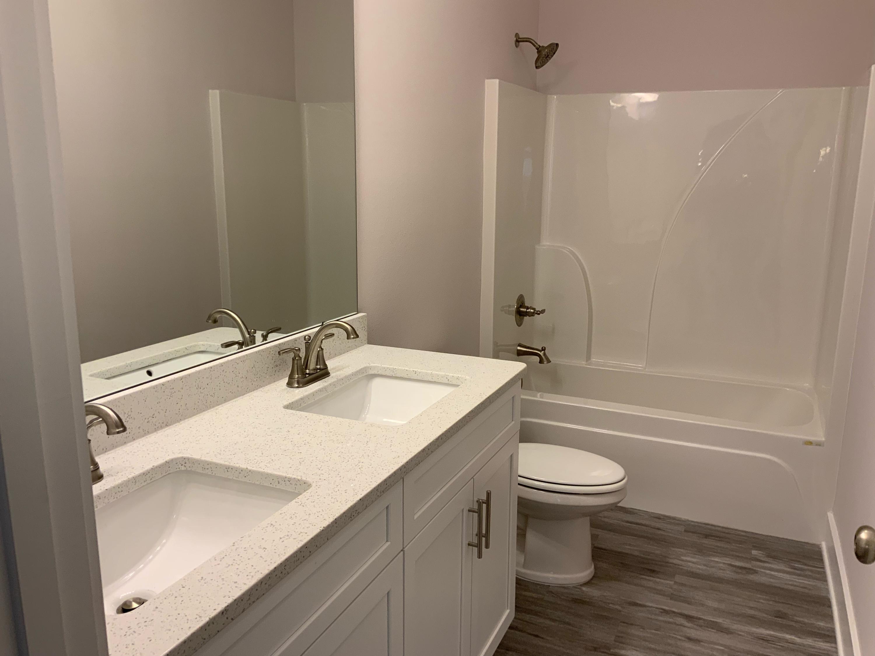 PINEY WOODS EST - Residential