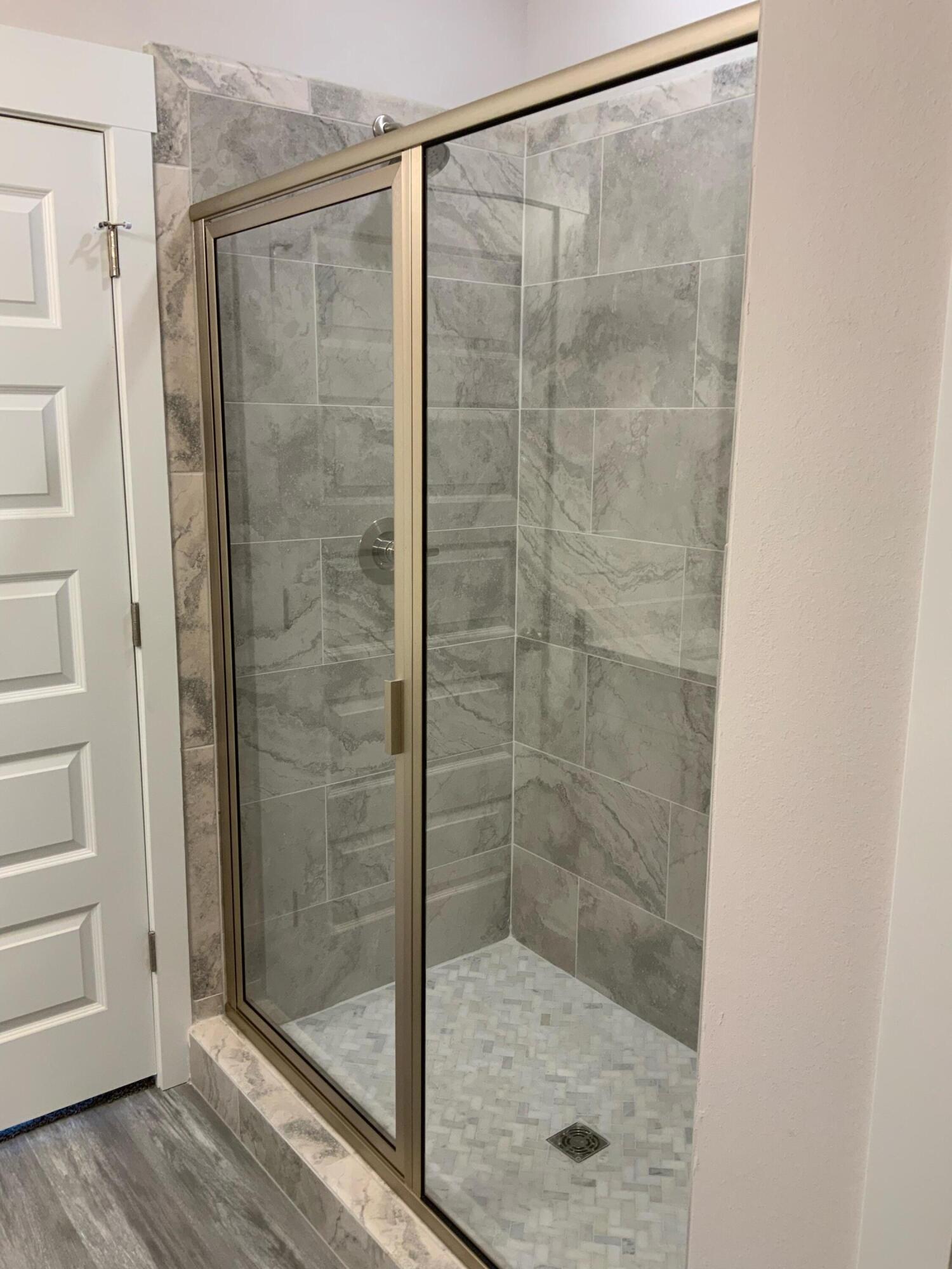 PINEY WOODS EST - Residential