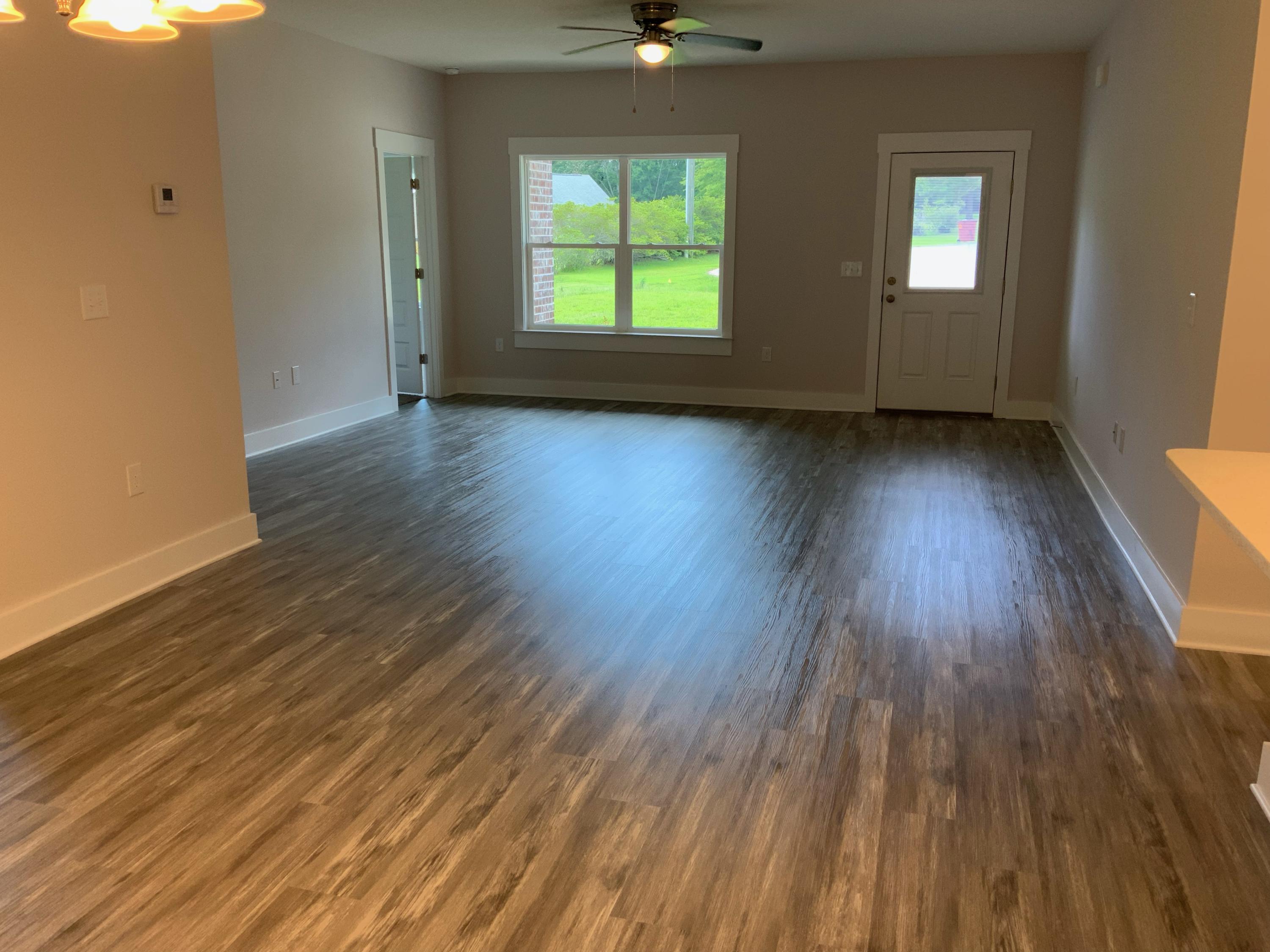 PINEY WOODS EST - Residential