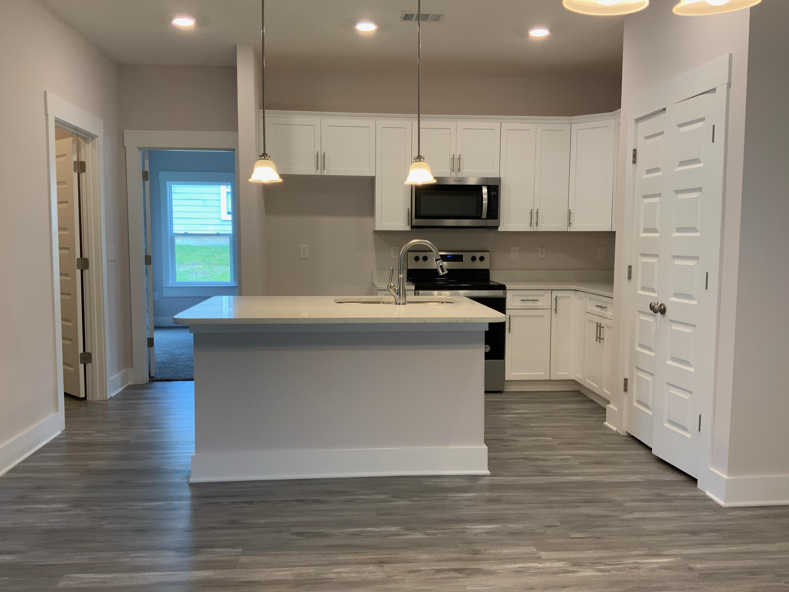 PINEY WOODS EST - Residential