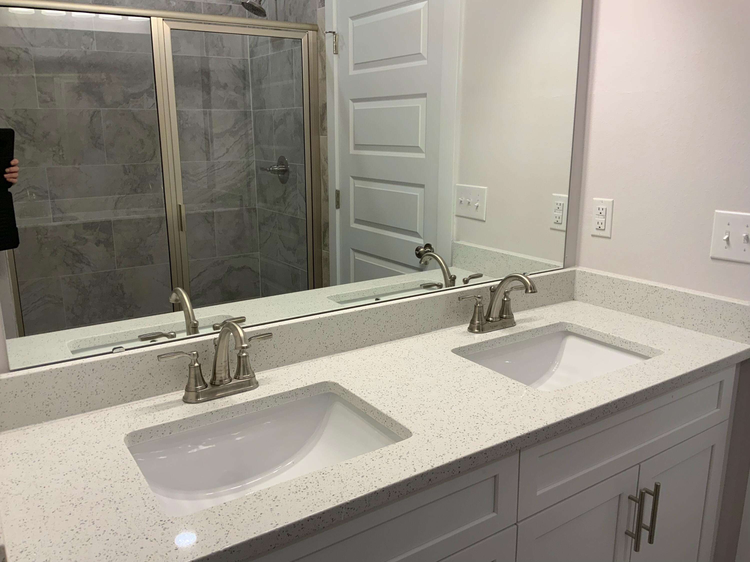 PINEY WOODS EST - Residential