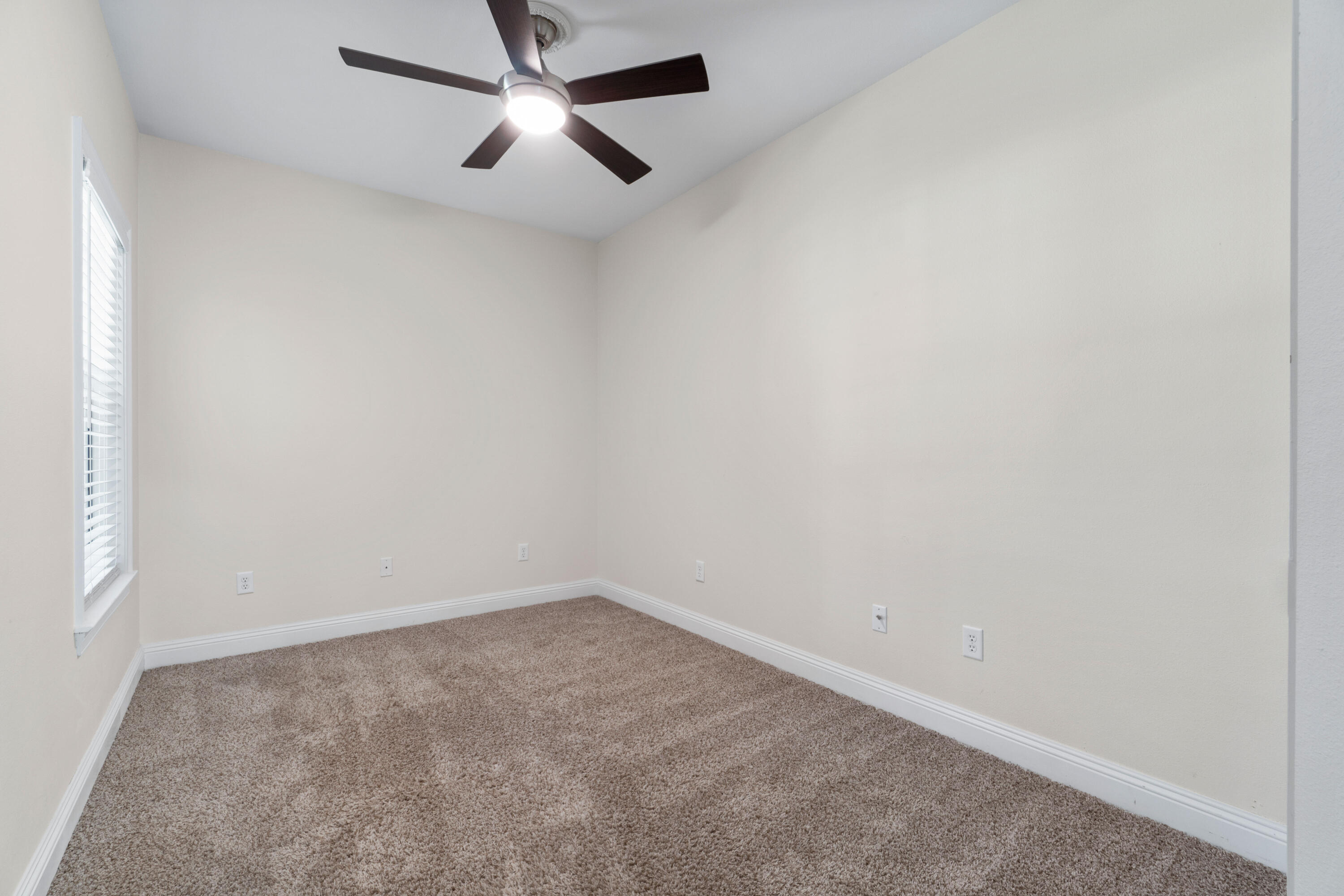 PORT DIXIE LOTS 27 & 28 BLK 61 - Residential